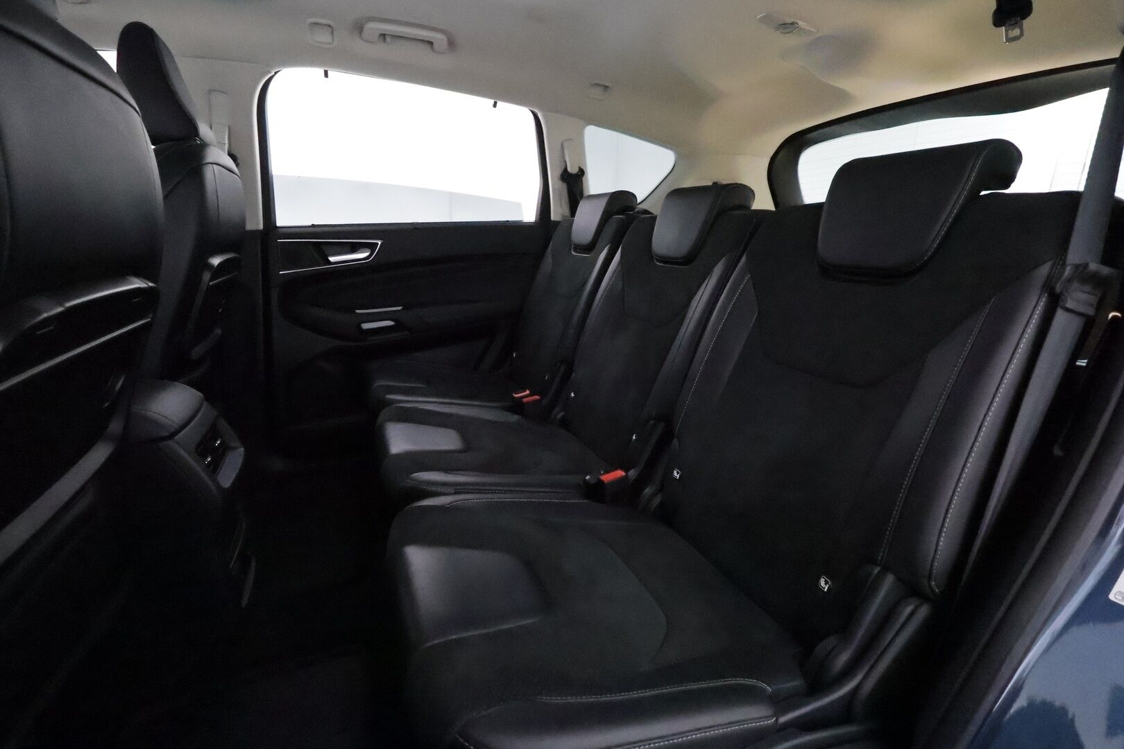 Ford S-Max 2020 2,0 TDCi EcoBlue 150hv A8 Titanium 7-Paik **Webasto / Adapt.Vakkari / LED-valot / P.kamera / Navi / Muistipenkki** - 1-om Suomi-auto / Kahdet Renkaat
