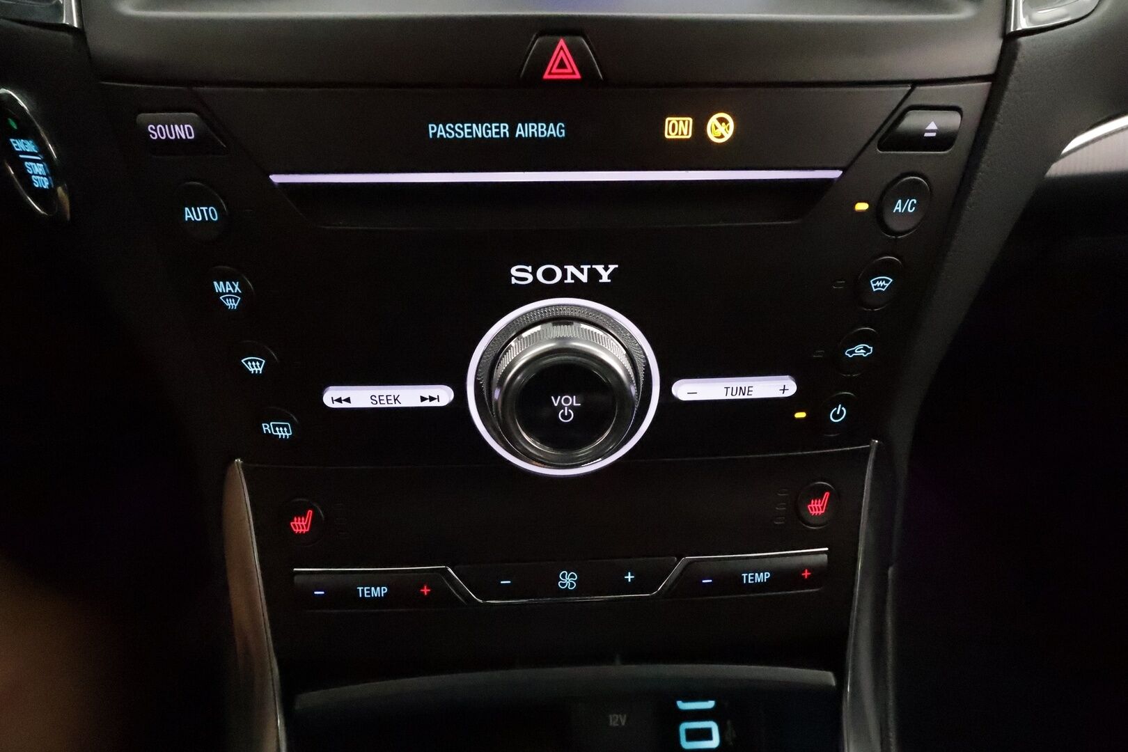 Ford S-Max 2020 2,0 TDCi EcoBlue 150hv A8 Titanium**7-paikkainen / Webasto / ACC / P-kamera / Muistipenkki / LED / Navi - 1-om Suomi-auto / Keyless / Hyvällä huoltohistorialla - HULLUT JOULUT KORKOTARJOUS 2,49% 