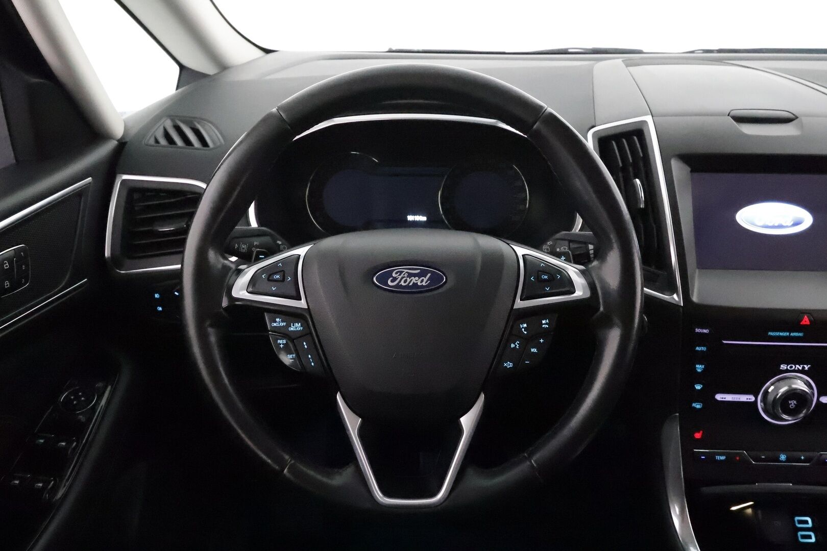 Ford S-Max 2020 2,0 TDCi EcoBlue 150hv A8 Titanium 7-Paik **Webasto / Adapt.Vakkari / LED-valot / P.kamera / Navi / Muistipenkki** - 1-om Suomi-auto / Kahdet Renkaat