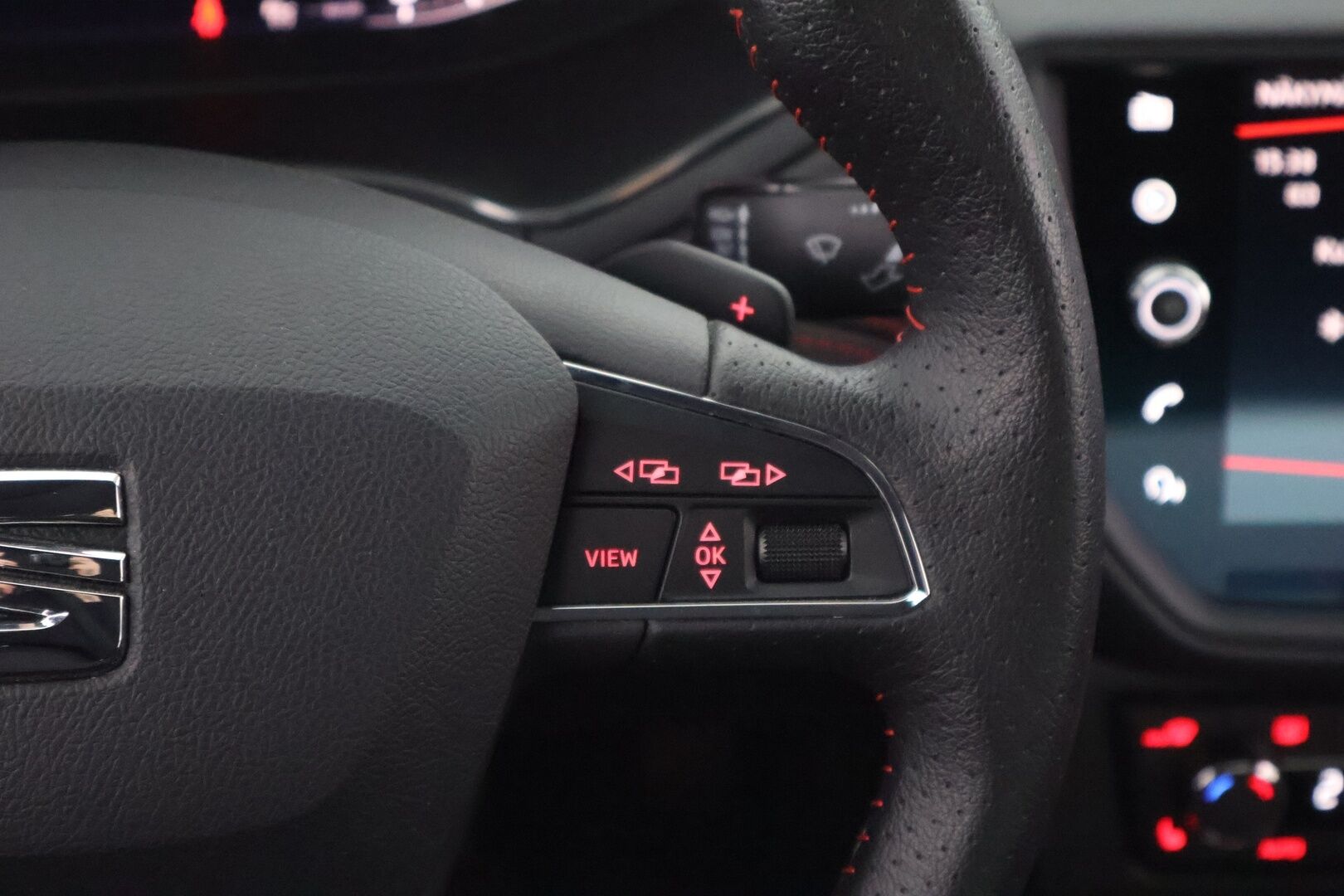 Seat Arona 2020 1,0 EcoTSI 115 FR DSG - 1Om Suomiauto / Adapt.Vakkari / KeylessGo / Digimittari / Navi / LED / Lohko & Sisäpistoke / 2x Renkaat Aluvantein!