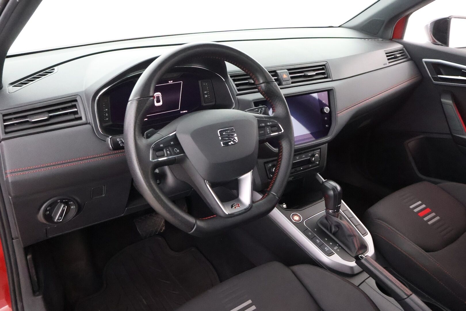 Seat Arona 2020 1,0 EcoTSI 115 FR DSG - 1Om Suomiauto / Adapt.Vakkari / KeylessGo / Digimittari / Navi / LED / Lohko & Sisäpistoke / 2x Renkaat Aluvantein!