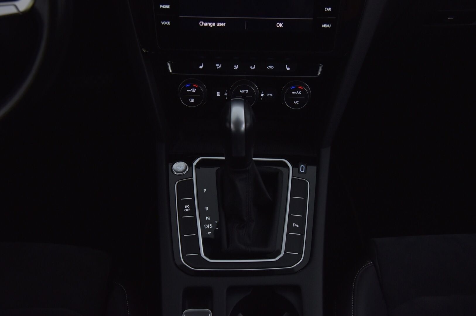 Volkswagen Passat 2020 Variant R-Line 2,0 TDI EVO SCR 110 kW DSG-automaatti * 1Om. Suomi-auto / ALV / Webasto / Adapt. Vakkari / Apple Carplay* - Suomi-auto / ALV / Webasto / Adapt. Vakkari / Apple Carplay* - HULLUT AVAJAISHULINAT KORKOTARJOUS 3,29 %