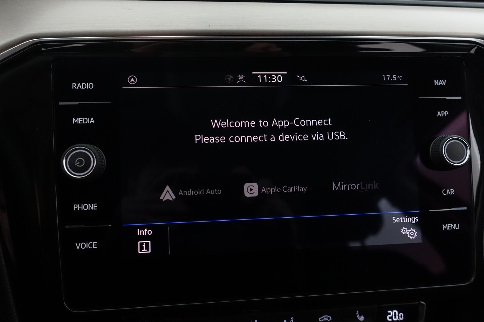 Volkswagen Passat 2020 Variant R-Line 2,0 TDI EVO SCR 110 kW DSG-automaatti * ACC  / Webasto / P.Kamera / Navi / Nahka/Alcantara * - Suomi Auto / Keyless / AppleCarPlay / 2X Renkaat & Vanteet / ALV