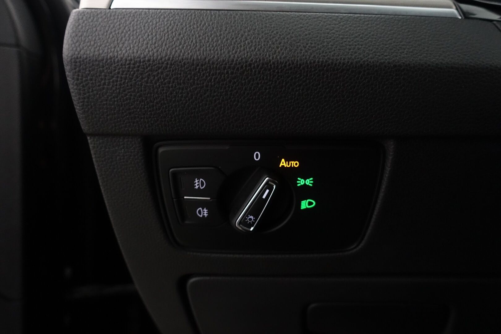 Volkswagen Passat 2020 Variant R-Line 2,0 TDI EVO SCR 110 kW DSG-automaatti * ACC  / Webasto / P.Kamera / Navi / Nahka/Alcantara * - Suomi Auto / Keyless / AppleCarPlay / 2X Renkaat & Vanteet / ALV - HULLUT AVAJAISHULINAT KORKOTARJOUS 3,29 %