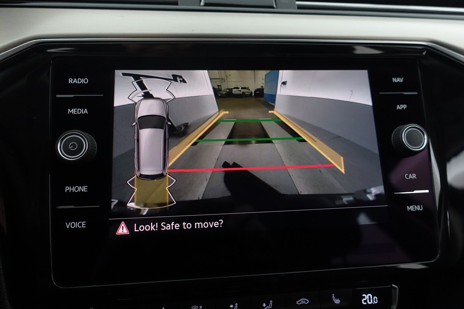 Volkswagen Passat 2020 Variant R-Line 2,0 TDI EVO SCR 110 kW DSG-automaatti * ACC  / Webasto / P.Kamera / Navi / Nahka/Alcantara * - Suomi Auto / Keyless / AppleCarPlay / 2X Renkaat & Vanteet / ALV