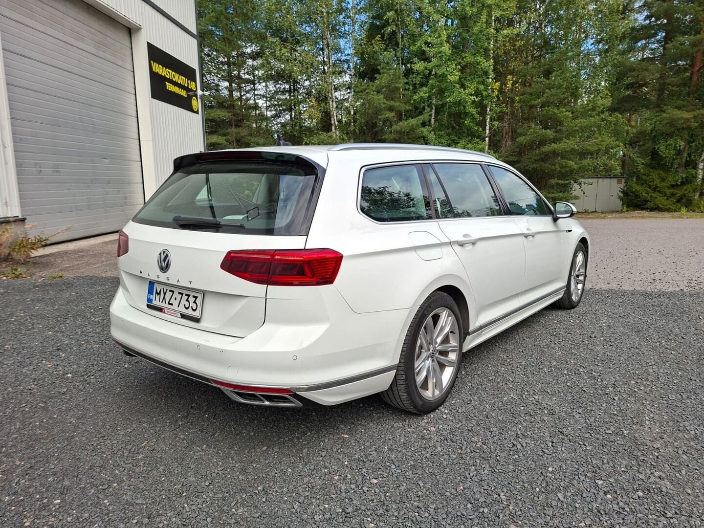 Volkswagen Passat 2020 Variant R-Line 2,0 TDI EVO SCR 110 kW DSG **ACC / Webasto / Navi / P.kamera / Matrix LED / Koukku**