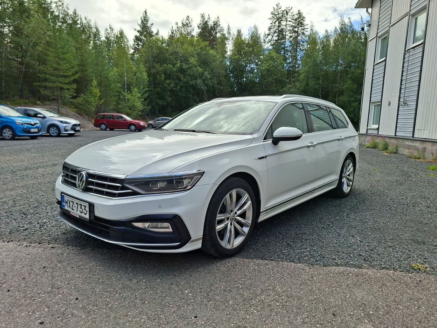 Volkswagen Passat 2020 Variant R-Line 2,0 TDI EVO SCR 110 kW DSG **ACC / Webasto / Navi / P.kamera / Matrix LED / Koukku**