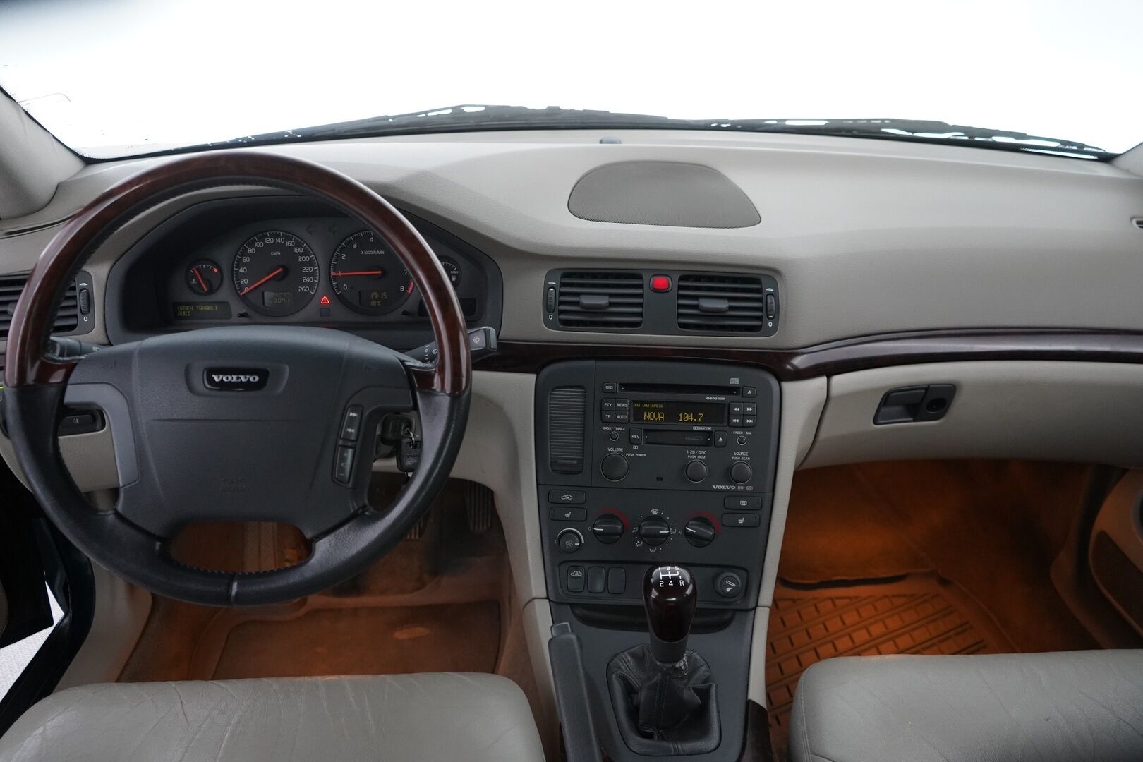 Volvo S80 2000 2.4 170hv *Myydään huutokaupat.com sivulla*