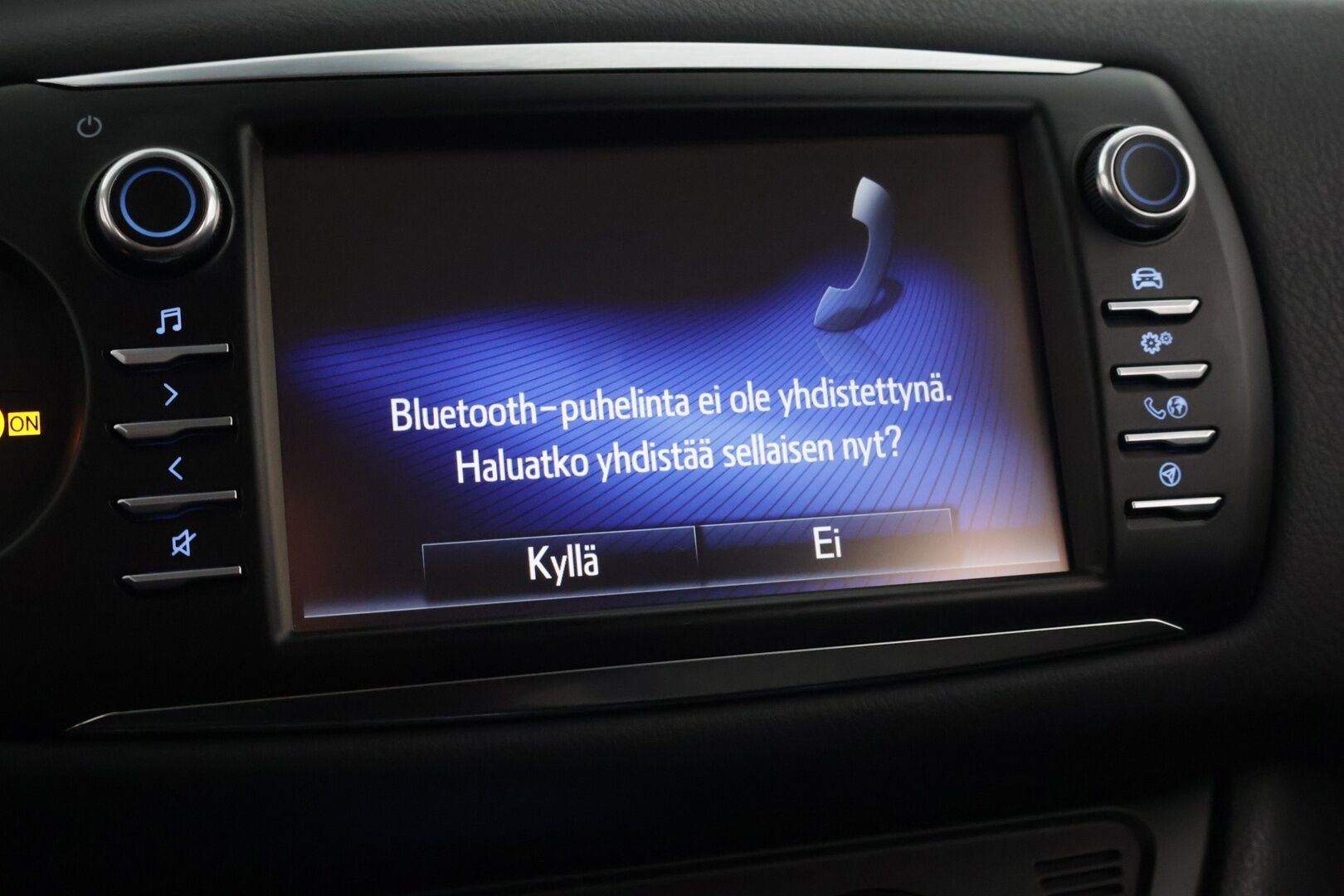 Toyota Yaris 2020 1,5 Hybrid Y20 Edition * Vakkari / P-Kamera / Suomi-Auto / Lohkolämmitin* - Navi / 2 x Aluvanteet / Hyvä huoltohistoria **