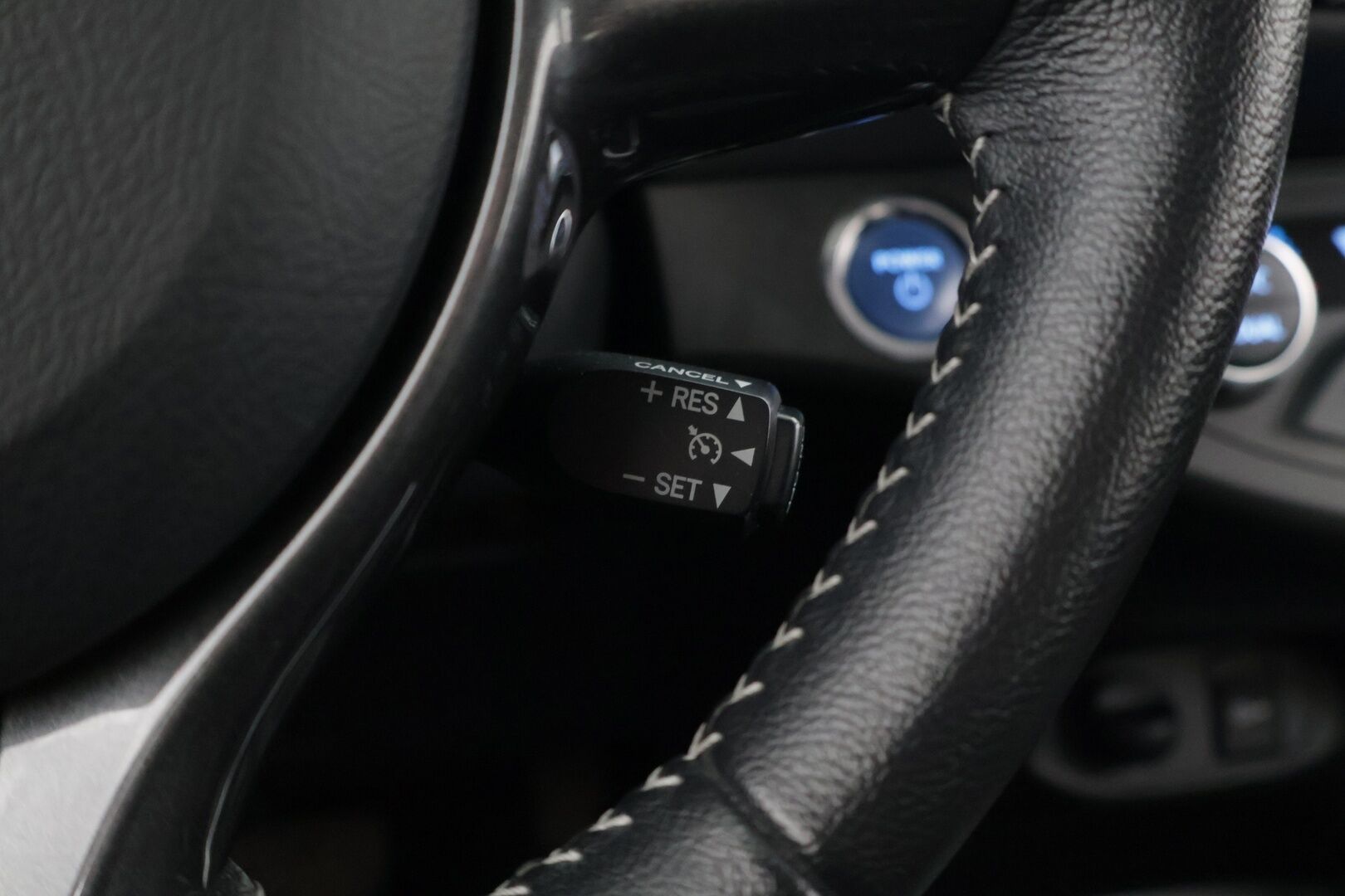Toyota Yaris 2020 1,5 Hybrid Y20 Edition * Vakkari / P-Kamera / Suomi-Auto / Lohkolämmitin* - Navi / 2 x Aluvanteet / Hyvä huoltohistoria **