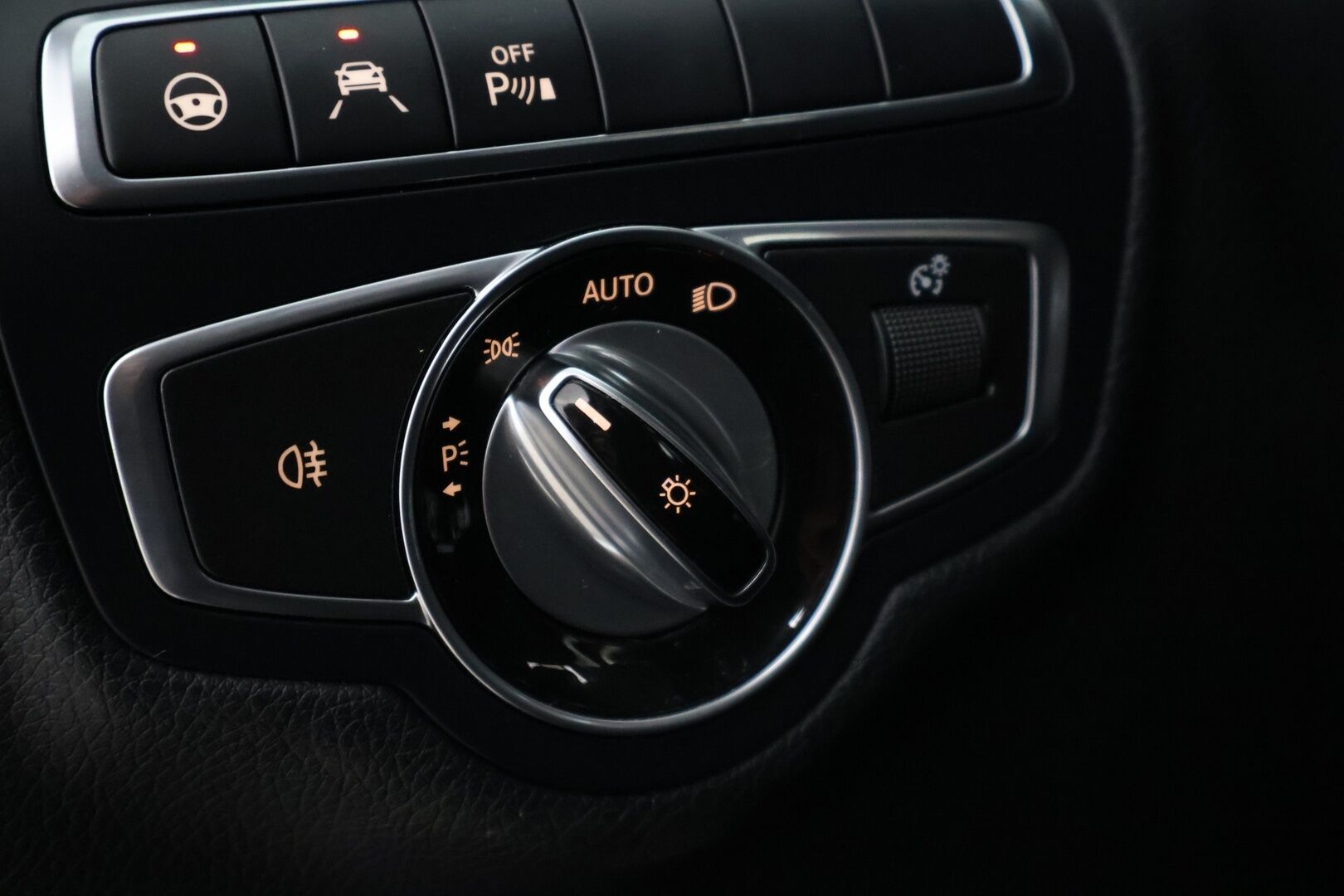 Mercedes-Benz C 2016 180 d BlueTec T A Premium Business - Adapt.Vakkari | NAVI | LED | P-tutka | Sport-Istuimet