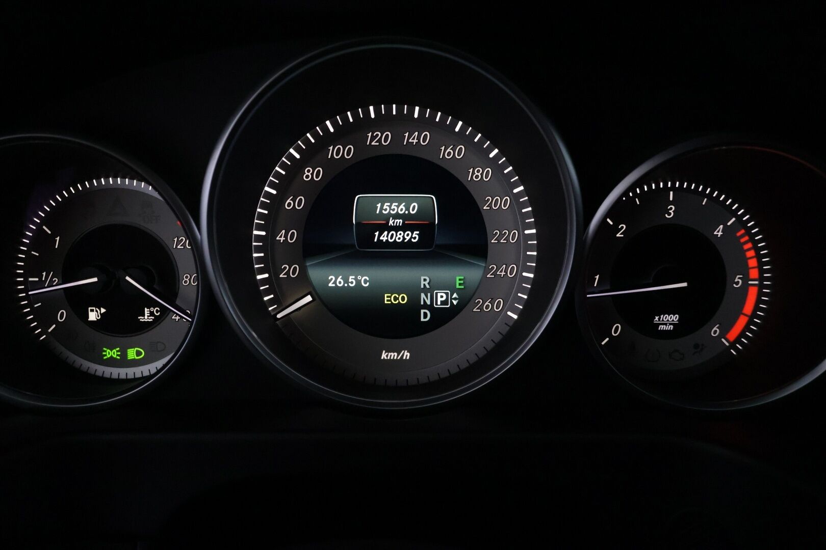 Mercedes-Benz E 2016 220 BlueTec T 4Matic A Premium Business - Vakionopeudensäädin | H/K | Peruutuskamera | Lohkolämmitin | Navi | Vetokoukku |