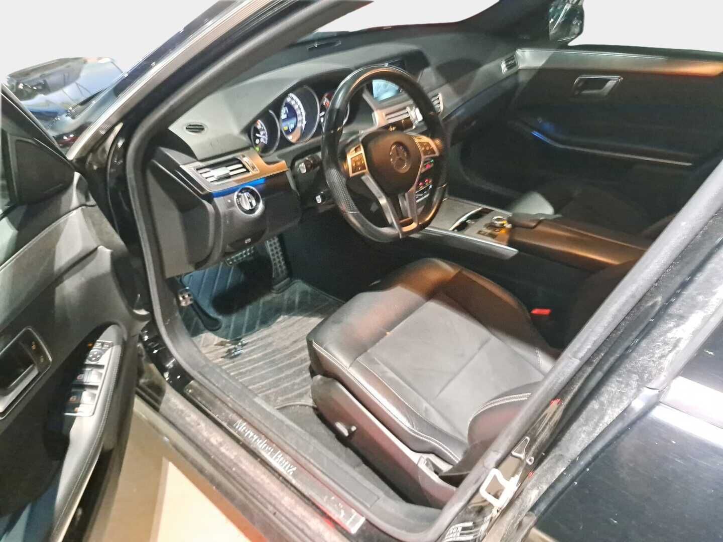 Mercedes-Benz E 2016 220 BlueTec T 4Matic A Premium Business - Vakionopeudensäädin | H/K | Peruutuskamera | Lohkolämmitin | Navi | Vetokoukku |