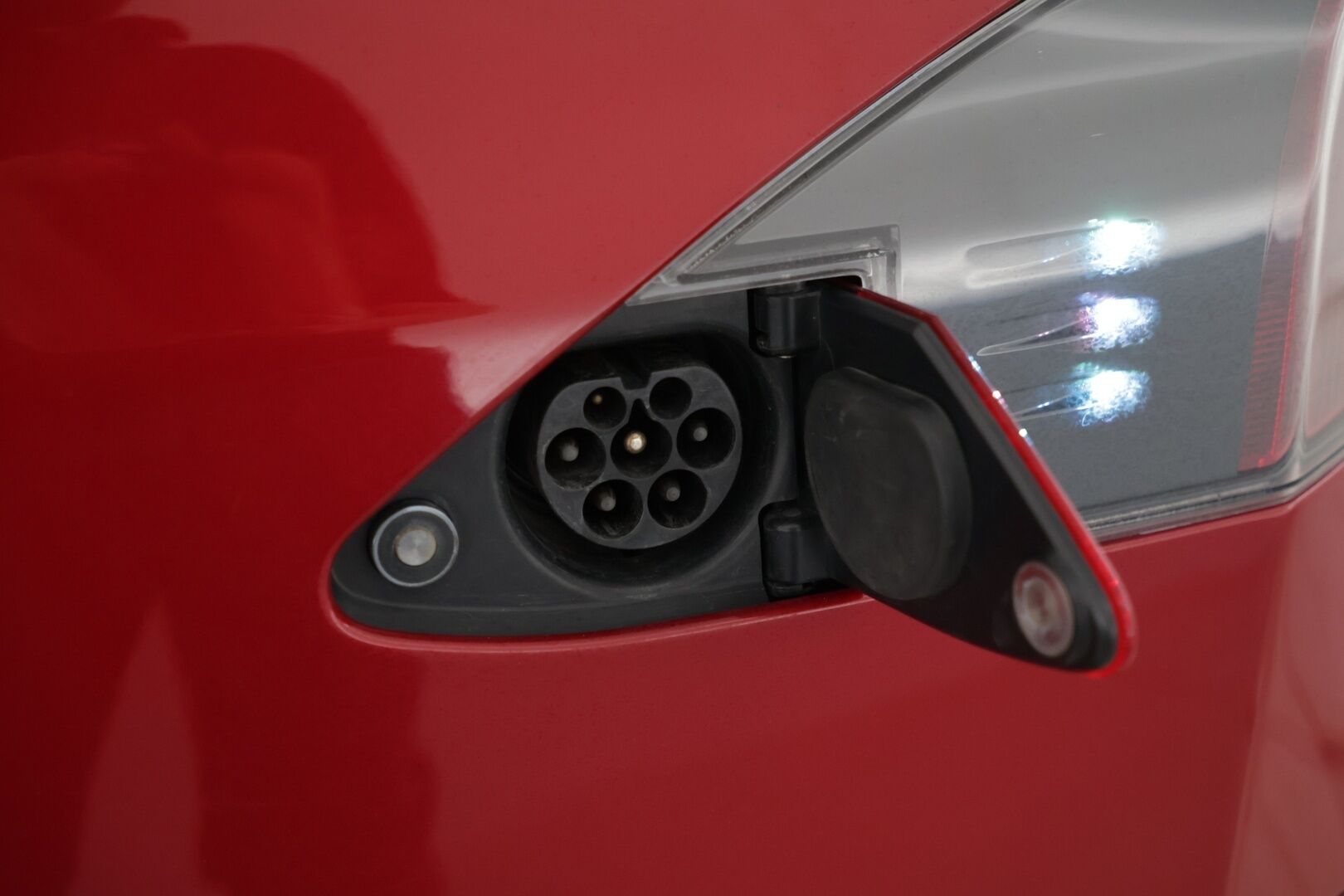 Tesla Model S 2016 75 D *Autopilot / Kaistavahti / P.Kamera / Nahkasisusta / Lasikatto* - *Autopilot / Kaistavahti / P.Kamera / Nahkasisusta / Lasikatto*