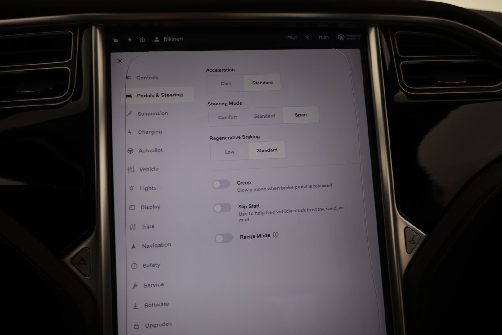 Tesla Model S 2016 75 D * Autopilot / Kaistavahti / P.Kamera / Nahkasisusta / Lasikatto* - *Autopilot / Kaistavahti / P.Kamera / Nahkasisusta / Lasikatto* - HULLUT AVAJAISHULINAT KORKOTARJOUS 3,29 %