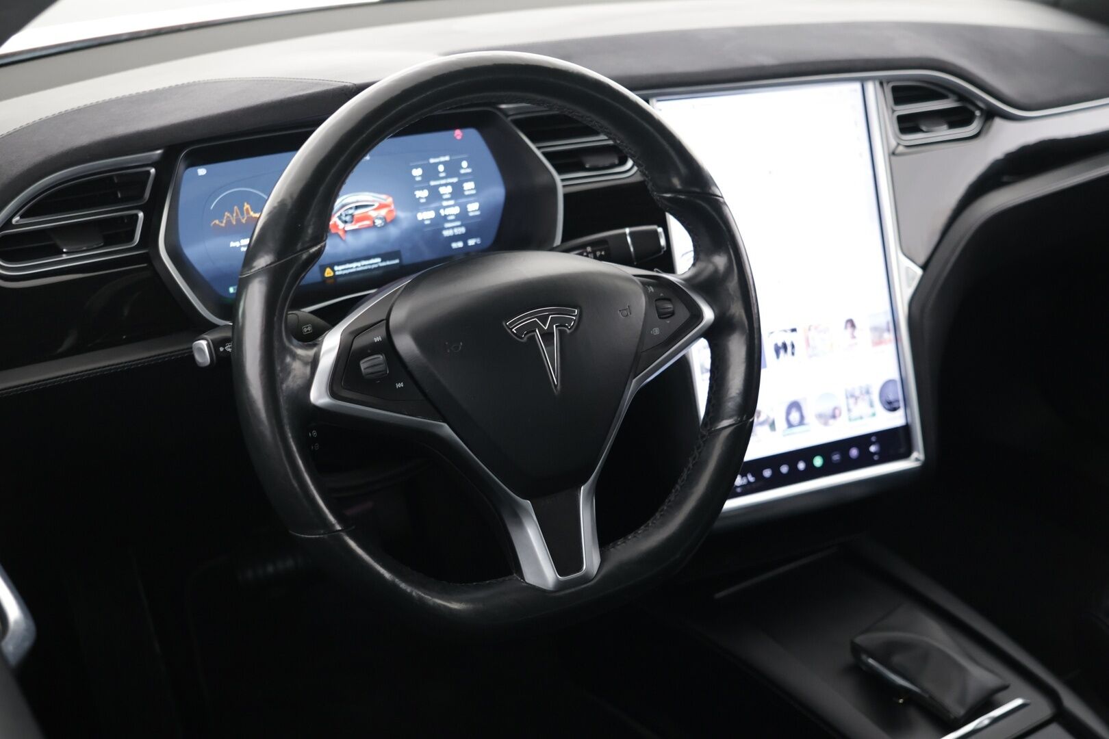 Tesla Model S 2016 75 D *Autopilot / Kaistavahti / P.Kamera / Nahkasisusta / Lasikatto* - *Autopilot / Kaistavahti / P.Kamera / Nahkasisusta / Lasikatto*