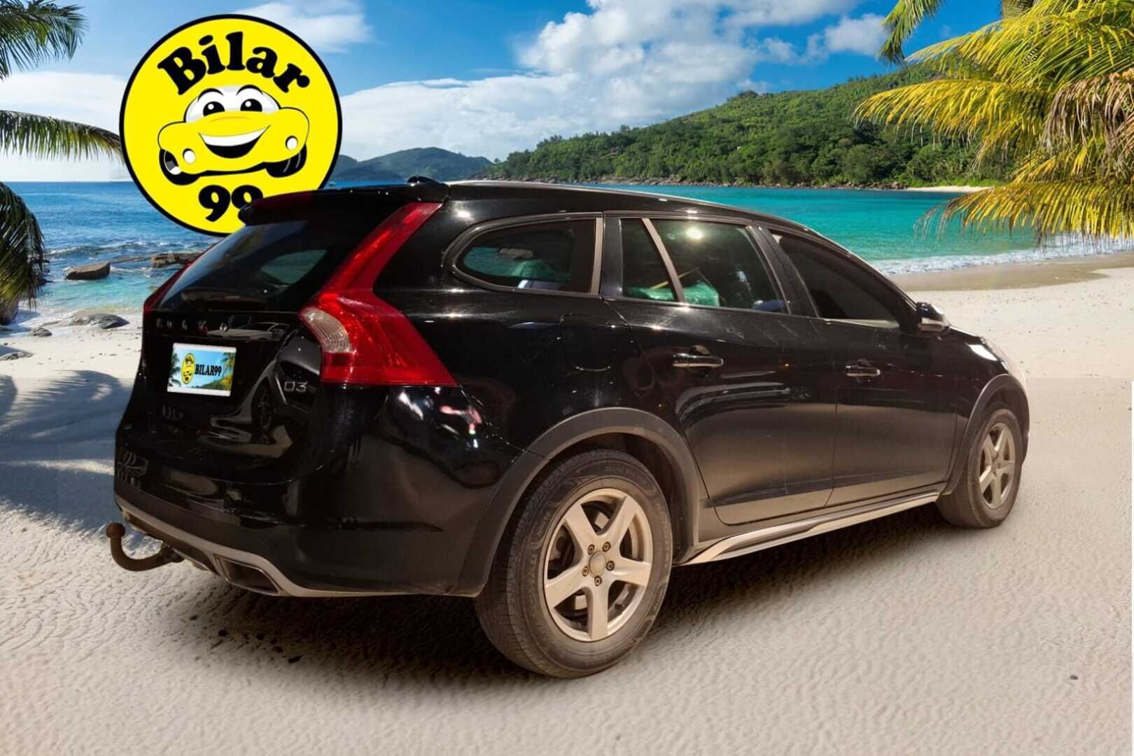 Volvo V60 Cross Country 2016 D3 Momentum aut * Webasto / Digimittari / Muistipenkki / Koukku / Audio High Performance / Puolinahkasisusta - VOC / Navi / Jakopää juuri tehty!