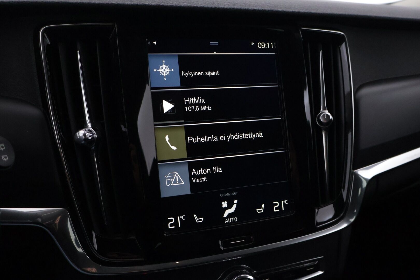 Volvo V90 2017 D3 AWD Momentum aut - | Ei Adblue-järjestelmää | Webasto | ACC | Pilot Assist | Sähköinen vetokoukku | Kaukovalo automatiikka | Ratinlämmitin |