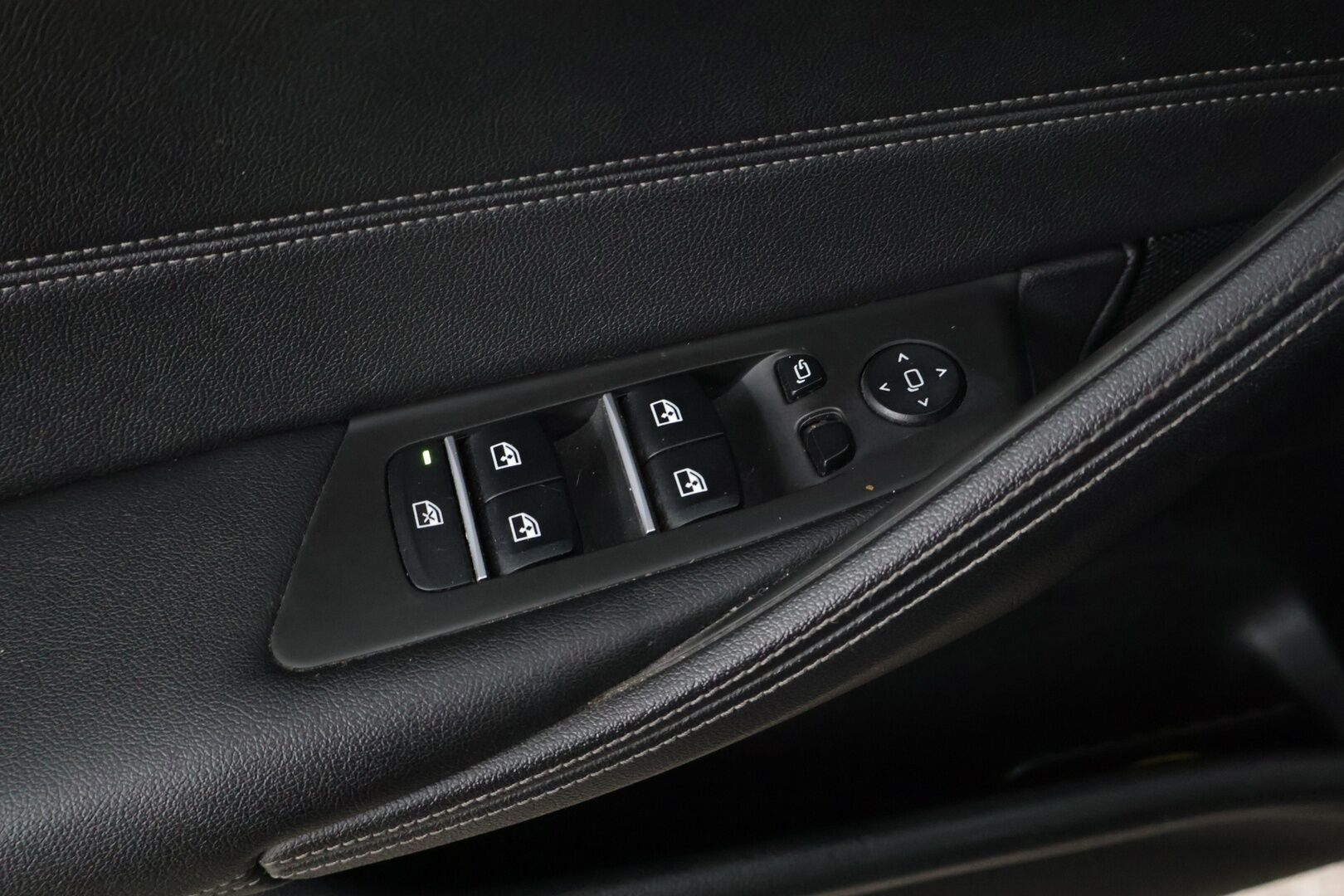 BMW 520 2021 G31 Touring 520d A xDrive MHEV - Hifi | Sporttipenkit | Webasto | Lämpöratti | Kahdet renkaat vanteineen | Hyvät huollot! 