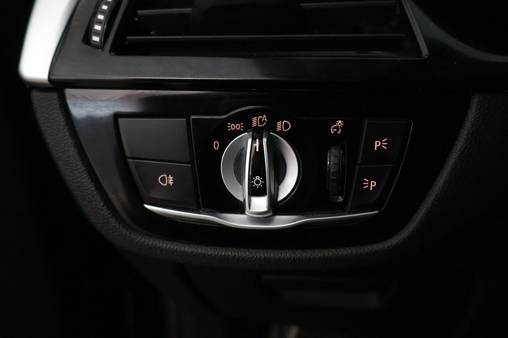 BMW 520 2021 G31 Touring 520d A xDrive MHEV - Hifi | Sporttipenkit | Webasto | Lämpöratti | Kahdet renkaat vanteineen | Hyvät huollot! 