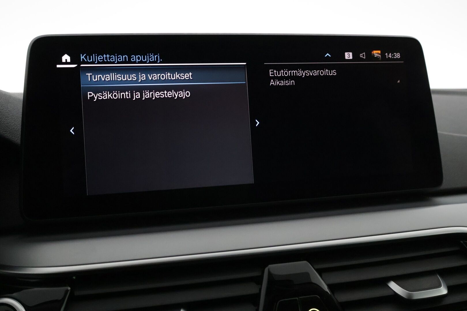 BMW 520 2021 G31 Touring 520d A xDrive MHEV - Hifi | Sporttipenkit | Webasto | Lämpöratti | Kahdet renkaat vanteineen | Hyvät huollot! 
