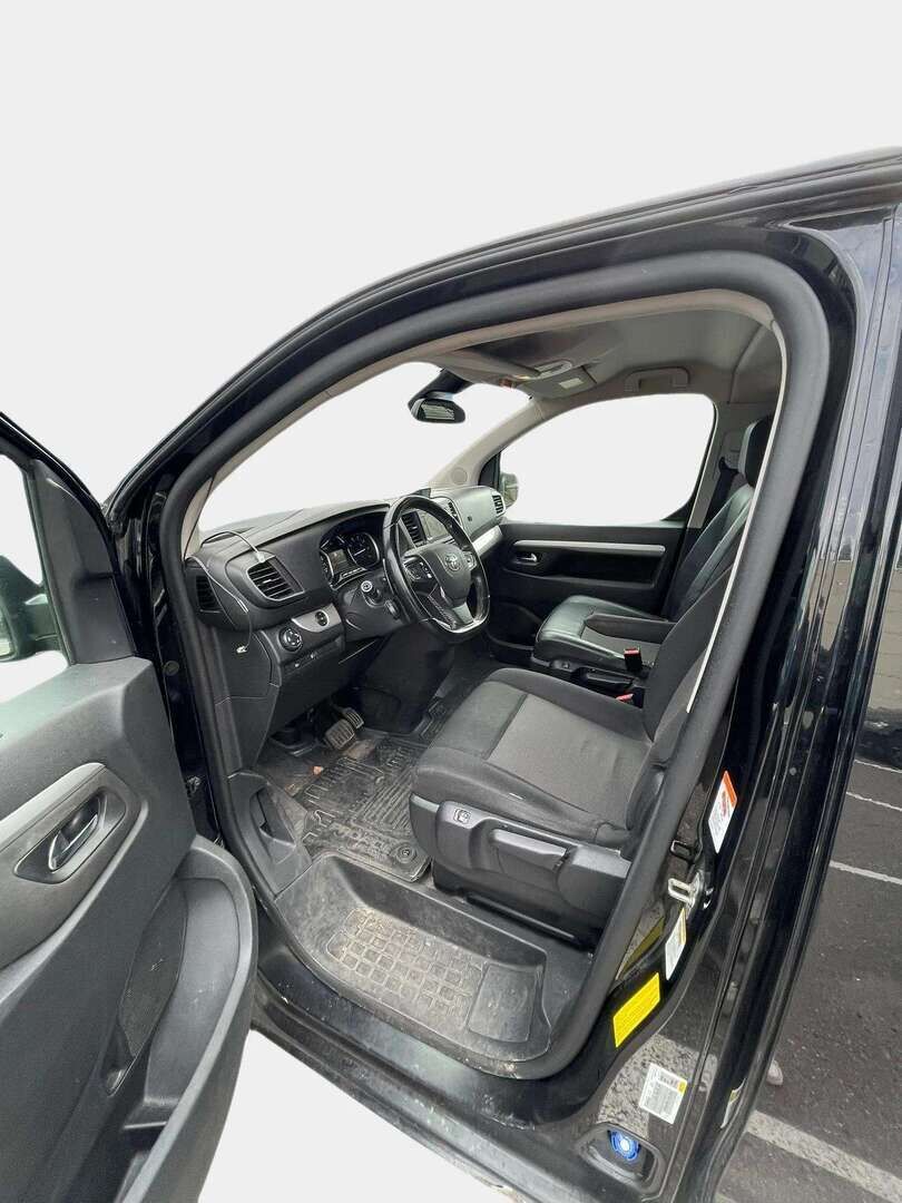 Toyota Proace Verso 2021 Active L2 2,0 D 180 Automaatti* 360-kamera / Webasto / Adapt.vakkari / Koukku * - * 8-paikkainen / Alv-vähennyskelpoinen / Tila-auto! *