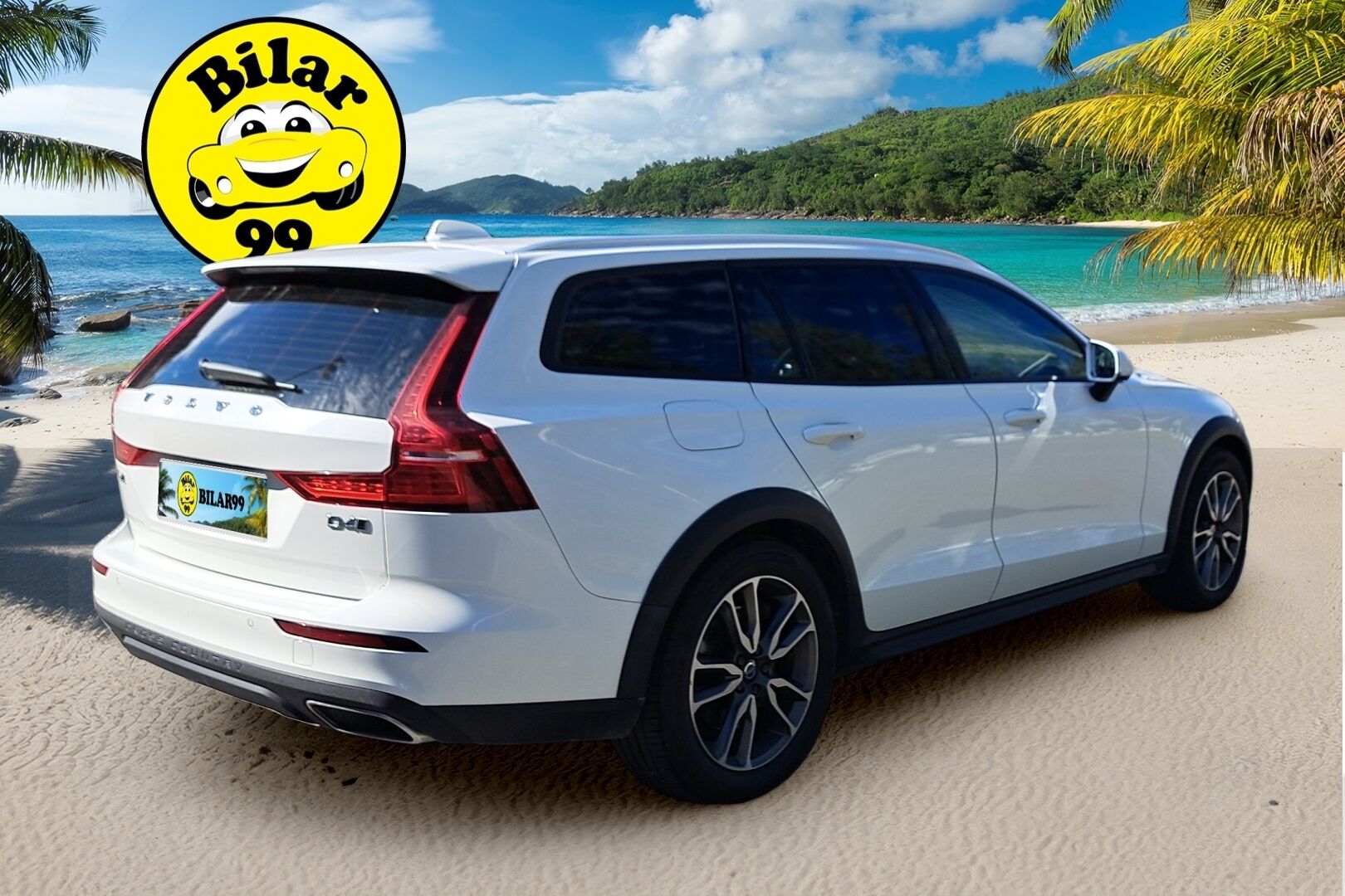 Volvo V60 Cross Country 2019 2,0 D4 AWD Business aut *Webasto / ACC / Nahkapenkit / Taittuva Koukku / P.Kamera / Ratinlämmitin / Jakopää Tehty* - Hieno Cross Country kaksin huippurenkain!