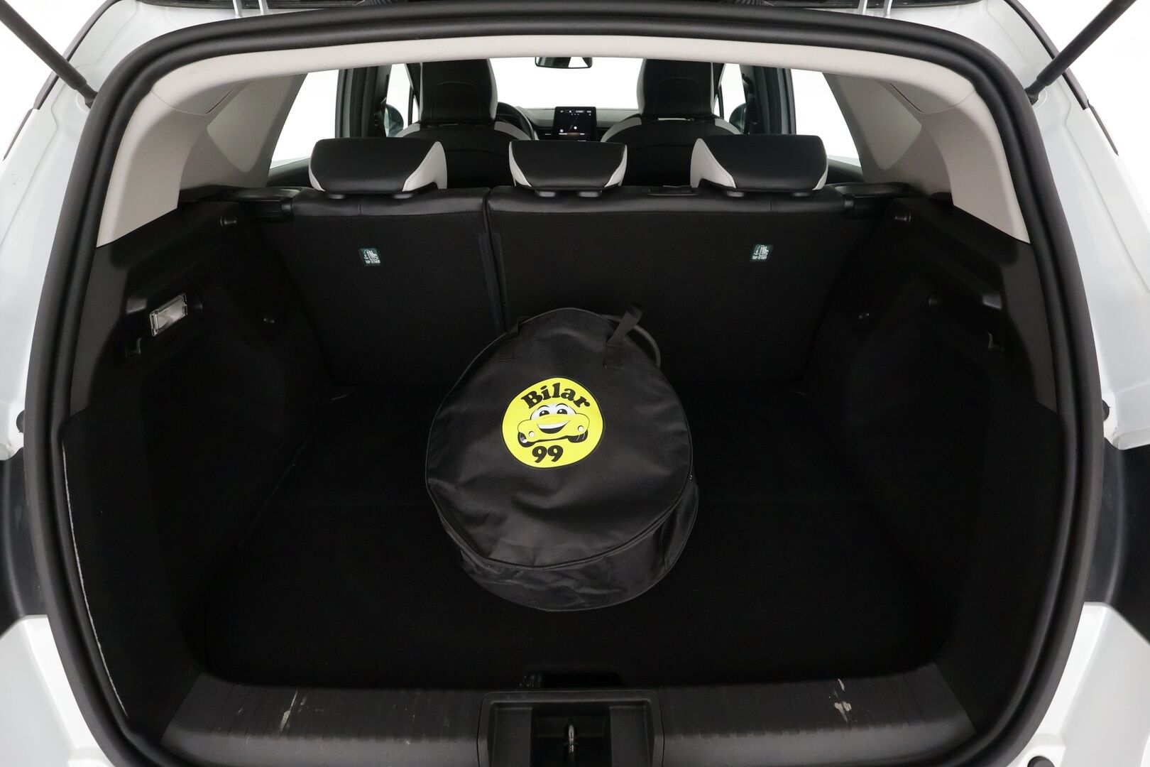 Renault Captur 2020 E-TECH Plug-in hybrid Intens - | Puolinahat | LED | P.kamera ja tutkat | Digimittaristo | Navi | Lane Assist | RSA | Keyless | Apple & Android | 2x renkaat aluin | 