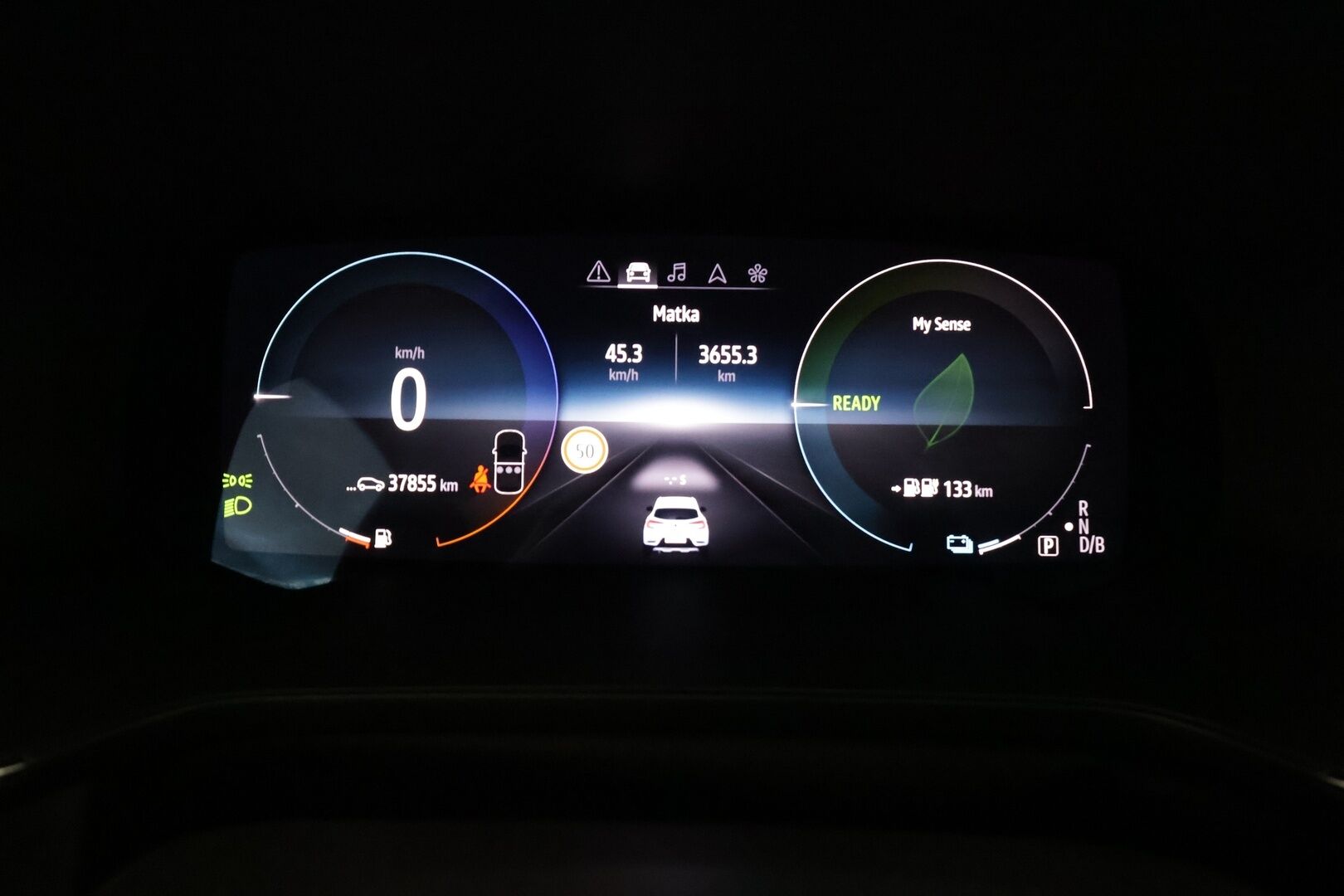 Renault Captur 2020 E-TECH Plug-in hybrid Intens - | Puolinahat | LED | P.kamera ja tutkat | Digimittaristo | Navi | Lane Assist | RSA | Keyless | Apple & Android | 2x renkaat aluin | 