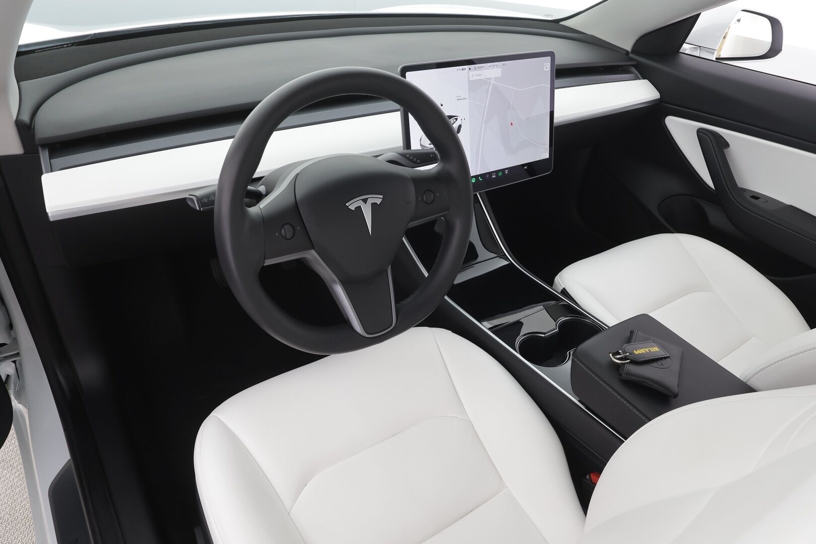 Tesla Model 3 2020 Standard Range Plus (CATL) - | Lasikatto | ACC | Matrix | Premium Speakers | Muistipenkki | P.Kamera | Kaistavahti | Navi | Keyless | Suomi-auto | Kahdet renkaat |