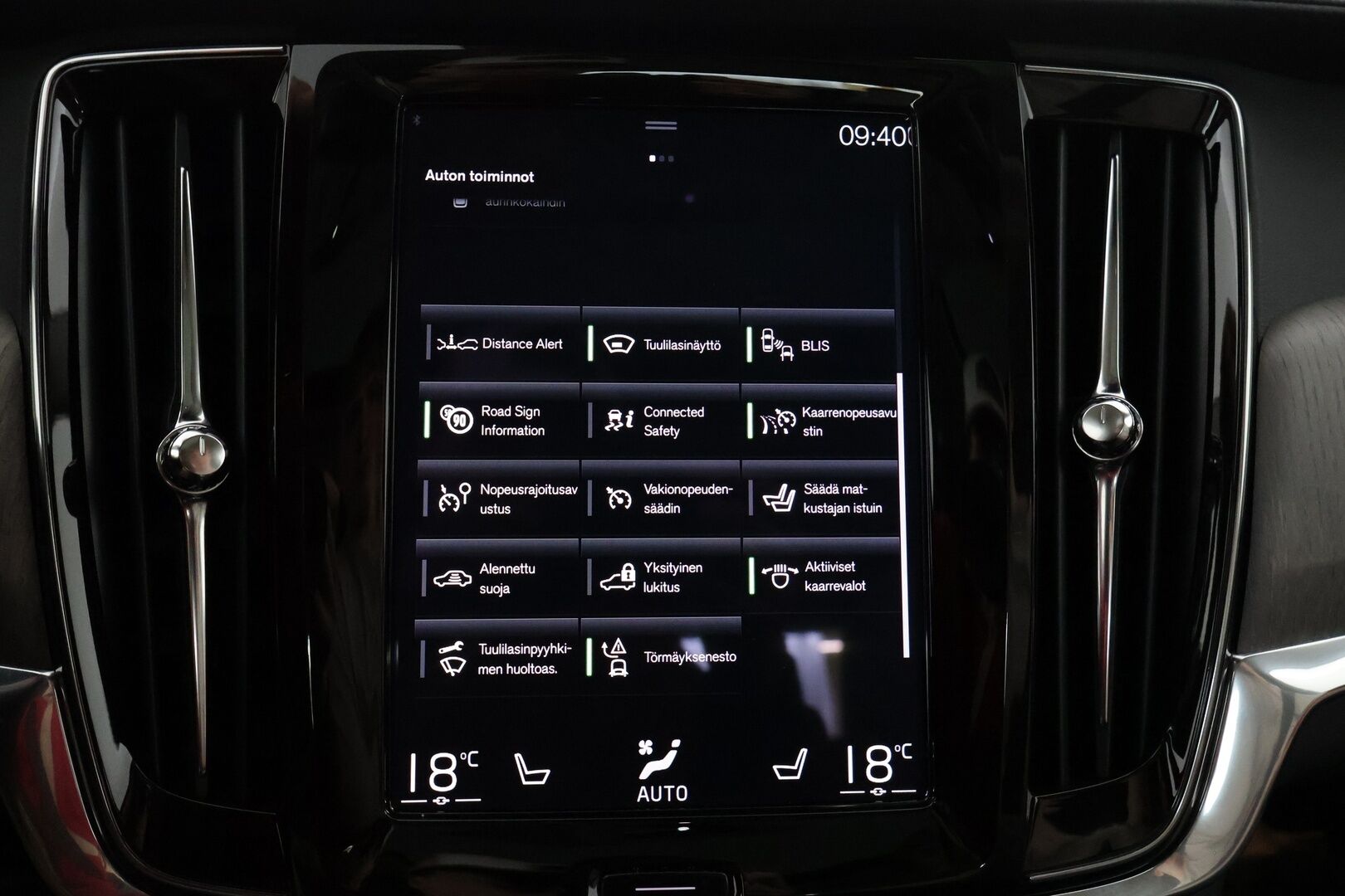 Volvo S90 2021 T8 TwE AWD Business Inscription aut - 3,99 % KORKOTARJOUS TÄHÄN AUTOON - 31.5. ASTI! - 1Om Suomiauto / Webasto / Adapt.Vakkari / Harman&Kardon / HUD / Kattoluukku / 360-Kamera / PilotAssist / Vetokoukku / Huippuvarusteltu yksilö!