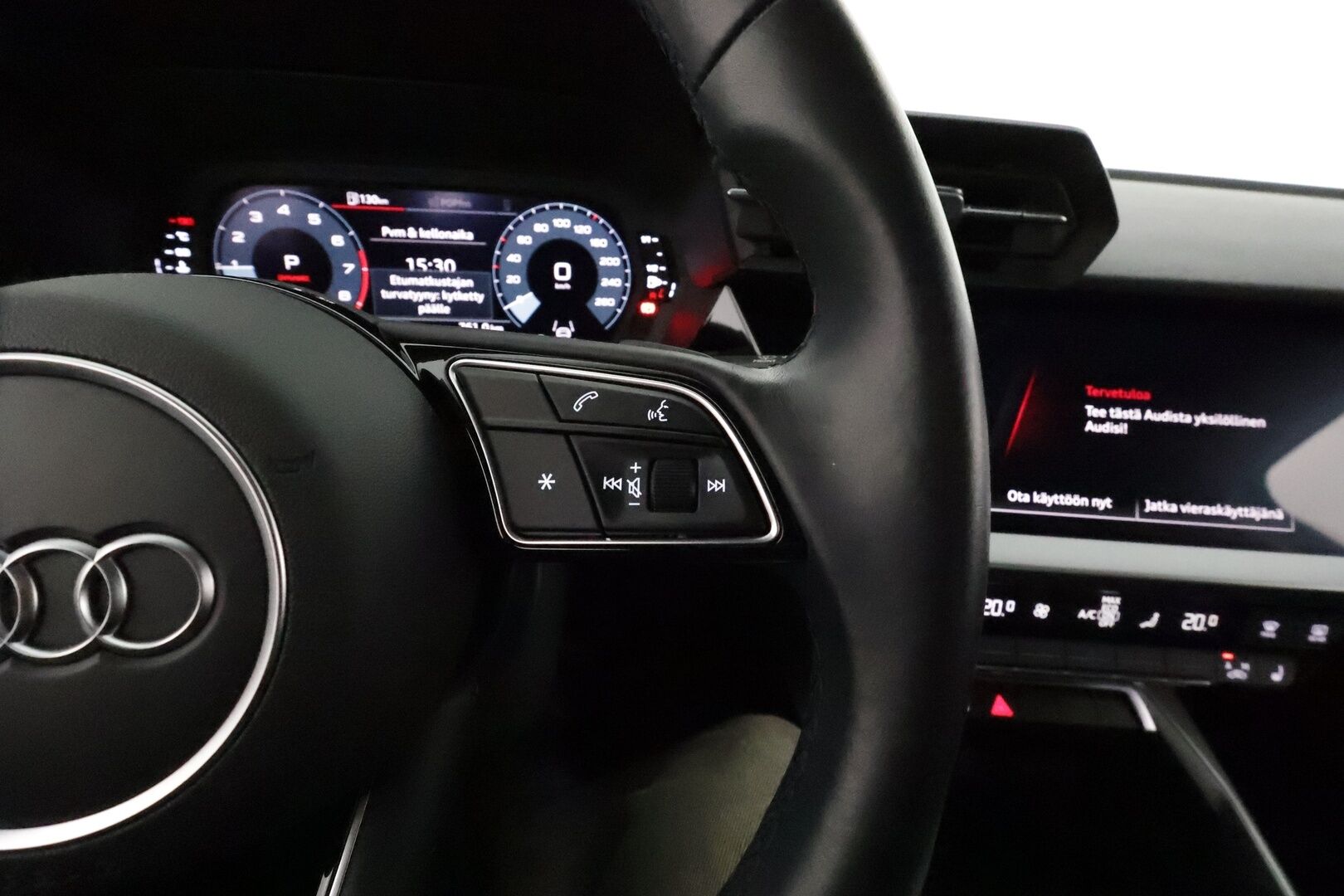 Audi A3 2021 Sedan Business Advanced 30 TFSI 81kW MHEV S tronic **Webasto / ACC / LED / P.Tutka / Sporttipenkit / Kaistavahti** - 1-om Suomi-auto / Kahdet Renkaat vanteineen / Nokian nastat talveksi / Merkkihuollettu! / Hienon värinen - HULLUT JOULUT KORKOTARJOUS 2,49% 