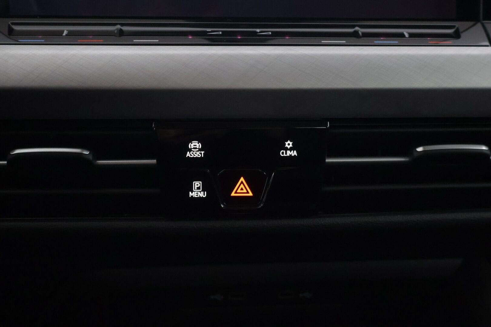 Volkswagen Golf 2021 1,0 eTSI 81 kW (MHEV) DSG-aut. * Suomiauto / Webasto / Peruutuskamera / ACC / Keyless Go / Ratinlämmitin * - Huollettu 72tkm 3/2026! / 2x renkaat / Apple CarPlay & AndroidAuto / Navi / Digimittaristo - HULLUT AVAJAISHULINAT KORKOTARJOUS 3,29 %