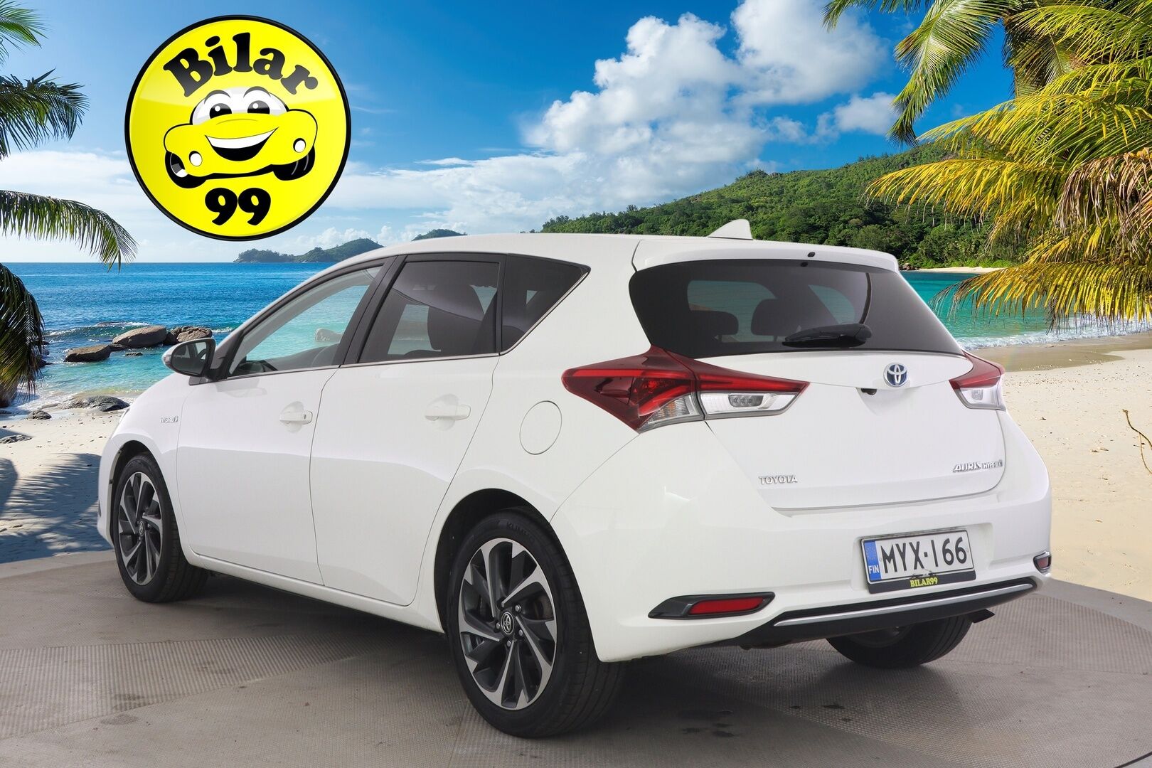 Toyota Auris 2017 1,8 Hybrid Active ** Vakkari / Navi / Bluetooth - ** Täydellinen huoltokirja / Kahdet renkaat aluilla **
