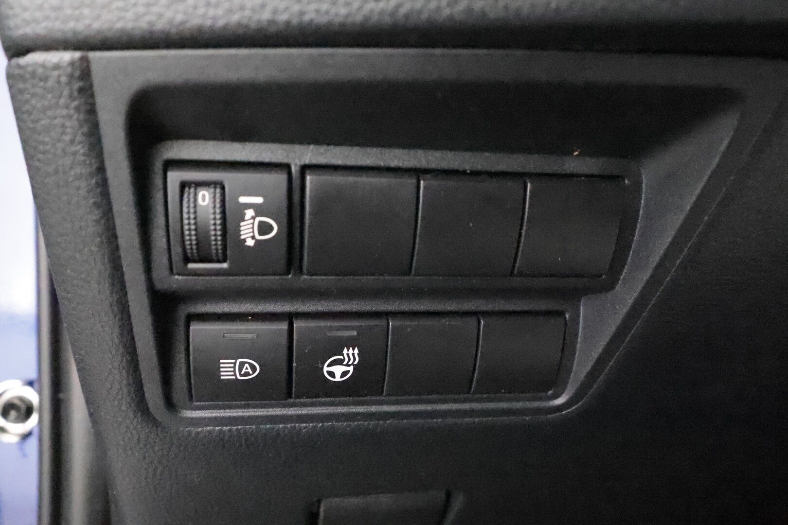 Toyota Yaris 2021 1,5 Hybrid Active Edition * Sisätilanlämmitin / ACC / P.Kamera / Kaistavahti / Navi / Keyless * - Suomi-auto / Merkkihuollot / Kahdet renkaat aluvanteilla