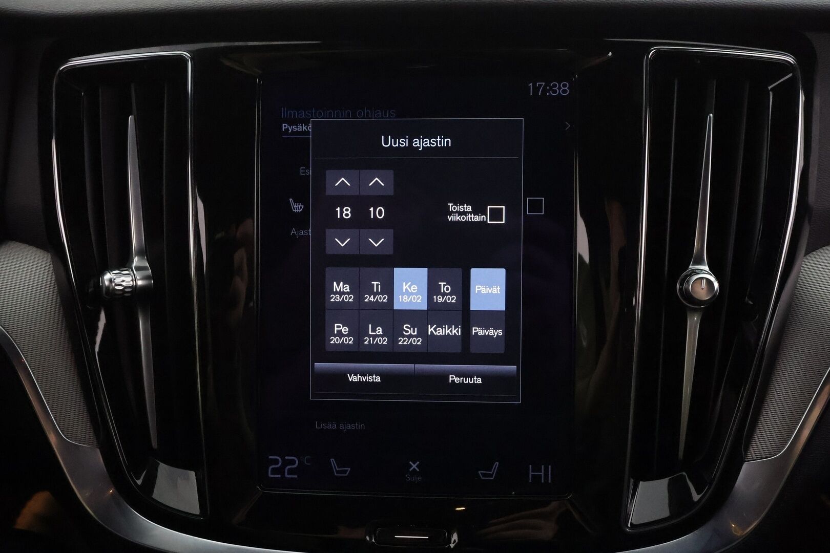 Volvo V60 2021 T8 TwE AWD R-Design aut * ACC / P.kamera / Full LED / Webasto / Muistipenkki / Koukku / H&K / BLIS / Sähköluukku * - 1.Om Suomi-auto / Kahdet renkaat aluvanteilla 