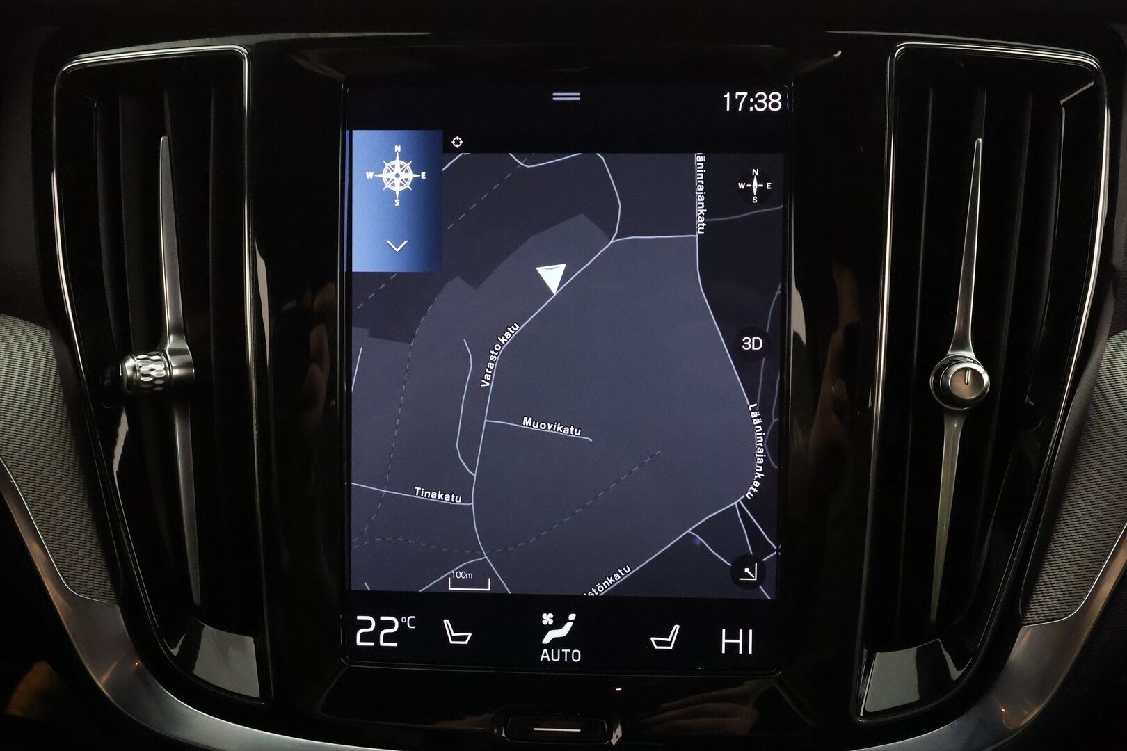 Volvo V60 2021 T8 TwE AWD R-Design aut * ACC / P.kamera / Full LED / Webasto / Muistipenkki / Koukku / H&K / BLIS / Sähköluukku * - 1.Om Suomi-auto / Kahdet renkaat aluvanteilla 