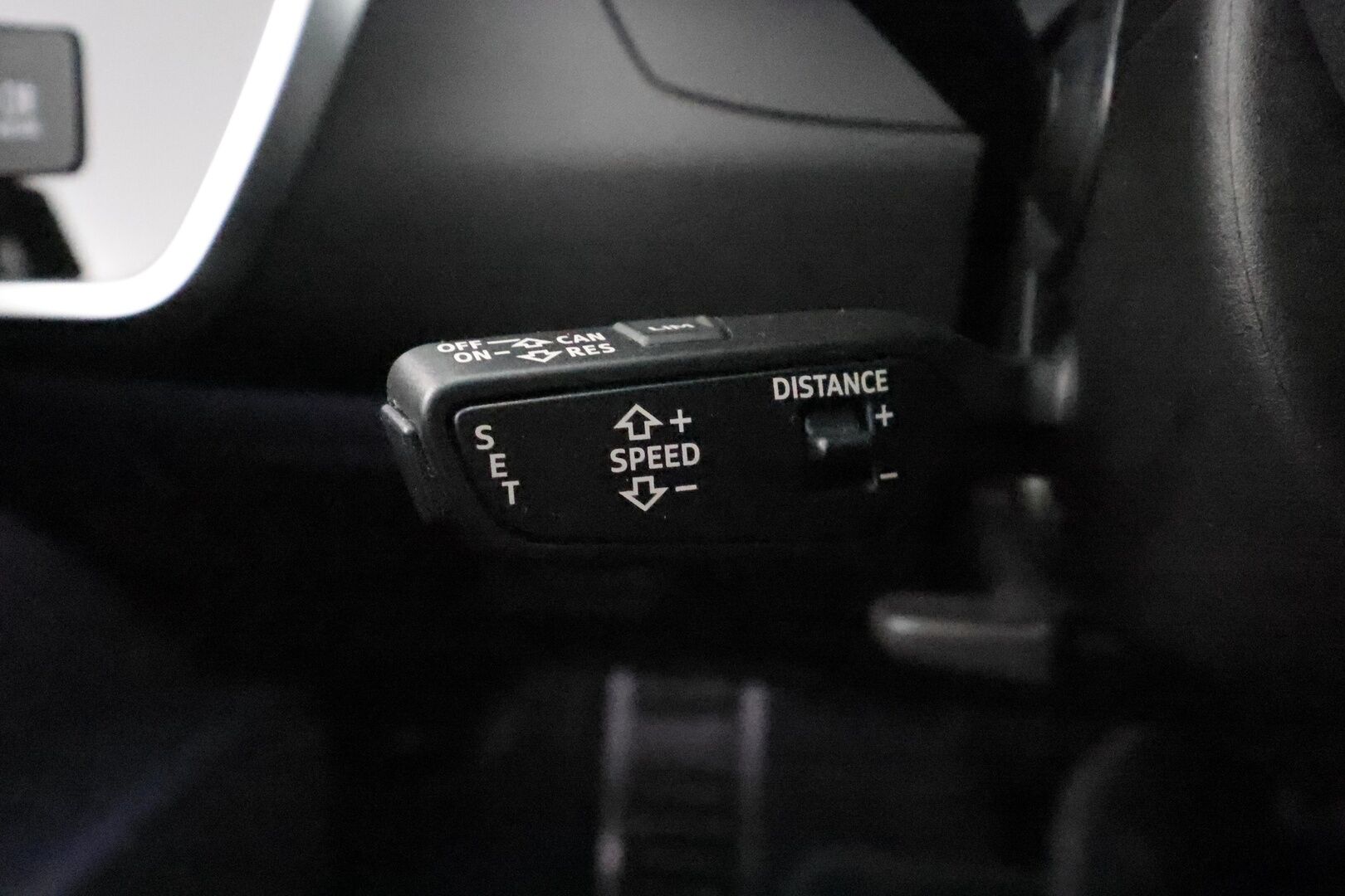 Audi A6 2020 Avant Business S-Line Sport 40 TDI MHEV quattro S tronic - | ACC | Webasto | Koukku | LED | Sporttipenkit | P.tutkat | Digimittaristo | Apple&Android | Kahdet Renkaat |