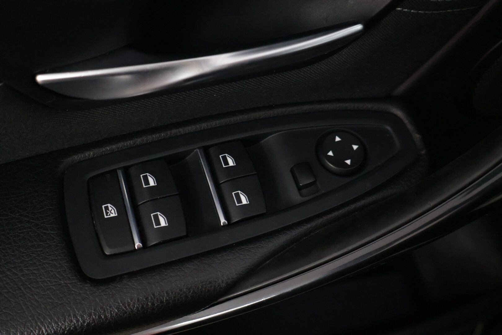 BMW 330 2018 F30 Sedan 330e A Sport Line - | Adapt. Vakkari | Kaistavahti | Proffa Navi | P-Kamera | Kaista-avustin | LED | Kovat Varusteet! |