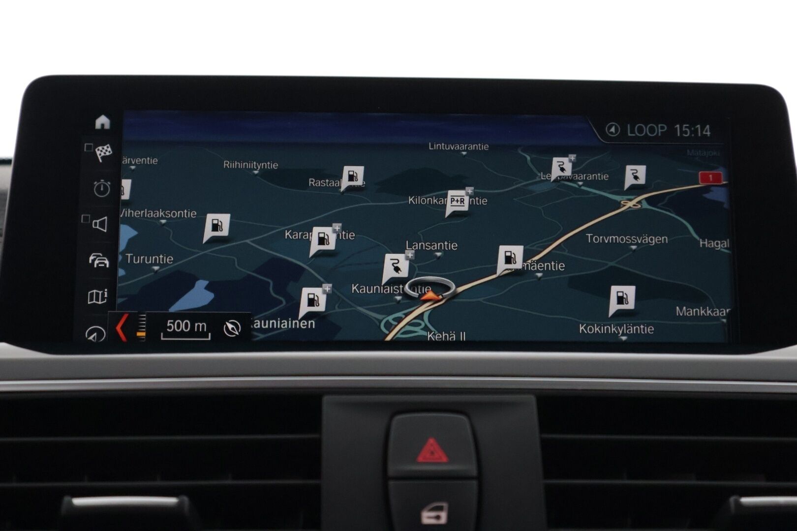 BMW 330 2018 F30 Sedan 330e A Sport Line LCI  / Sportpenkit / Adapt. Vakkari / P-Kamera / Ajastettu lämmitys / Kaista-avustin / LED / - Juuri huollettu / Kahdet renkaat aluilla /  Siisi auto!