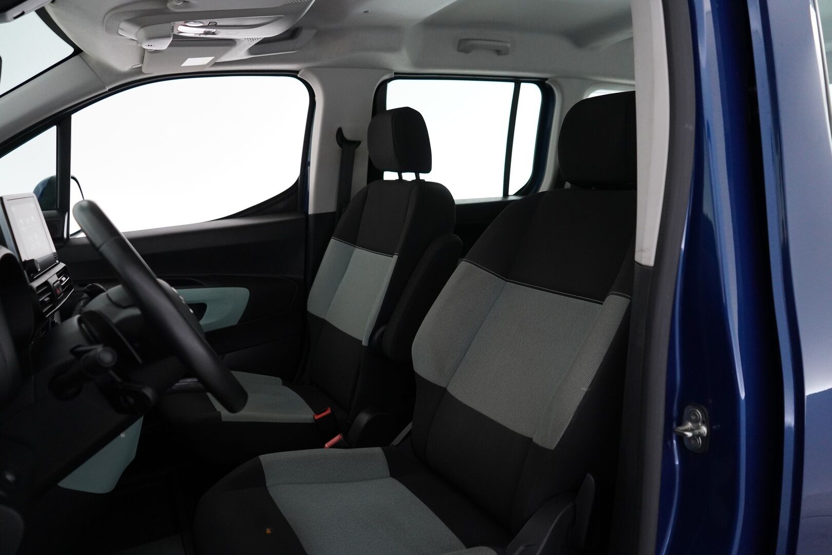 Citroen Berlingo 2020 BlueHDi 130 Feel M EAT8 Automaatti *Cruise / Lohko / Liikennemerkkitunnistus* - 1-om. Suomi-auto / Jakohihna juuri vaihdettu / Kahdet renkaat