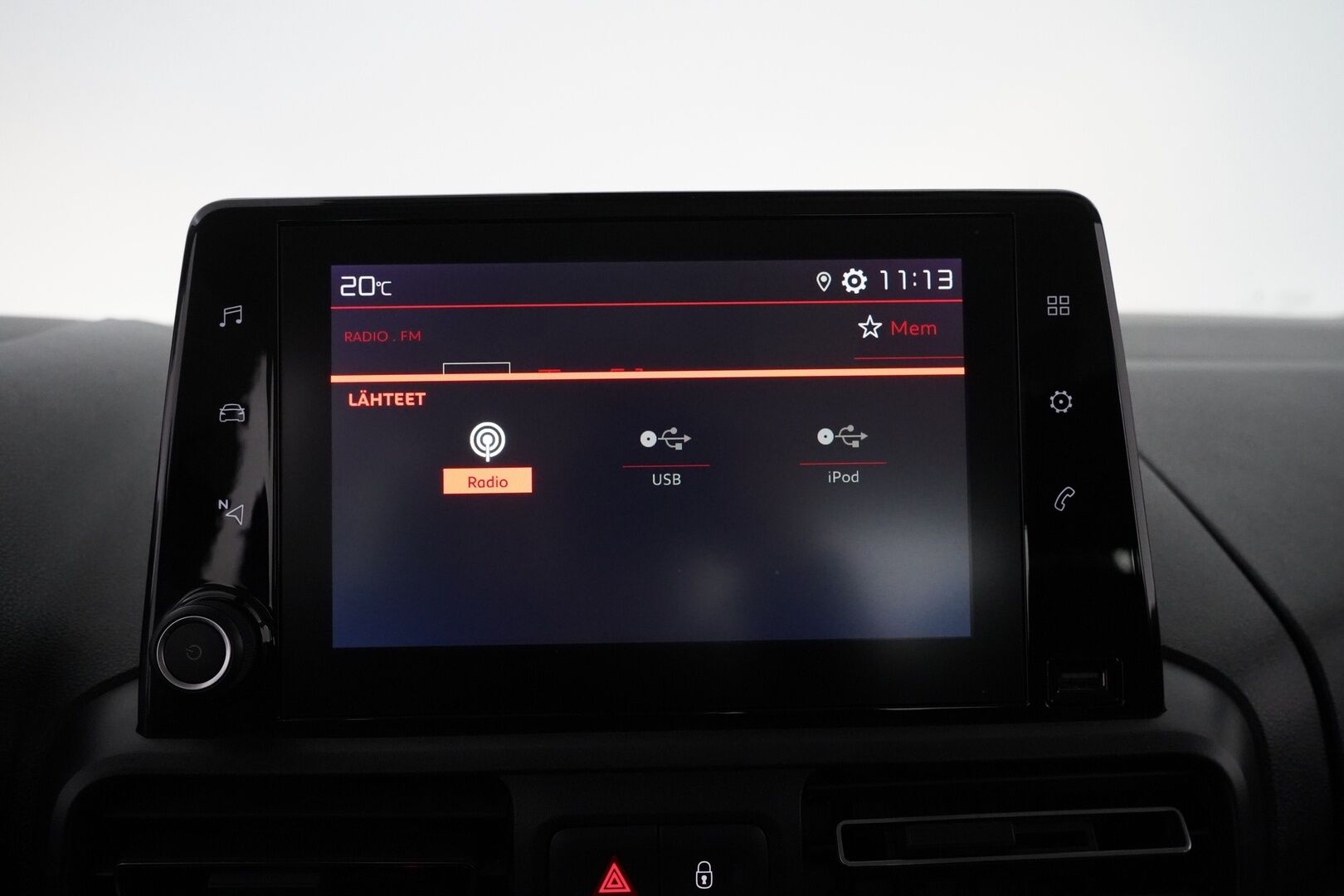 Citroen Berlingo 2020 BlueHDi 130 Feel M EAT8 Automaatti *Cruise / Lohko / Liikennemerkkitunnistus* - 1-om. Suomi-auto / Jakohihna juuri vaihdettu / Kahdet renkaat