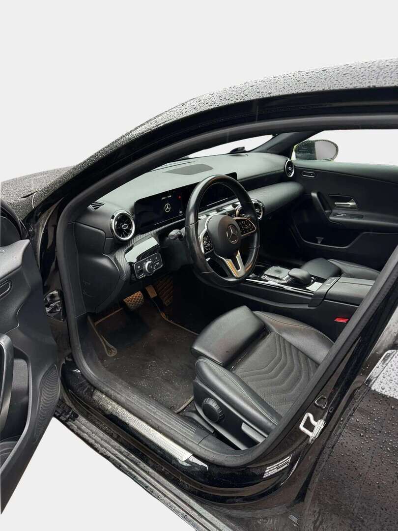 Mercedes-Benz A 2021 180 A Business Style - Vakkari | Koukku | Sporttipenkit | P-kamera | LED High Perf. | Digimittaristo | Lane Assist | Apple&Android | 2x renkaat&vanteet | Musta sisäkatto | Tulossa myyntiin!