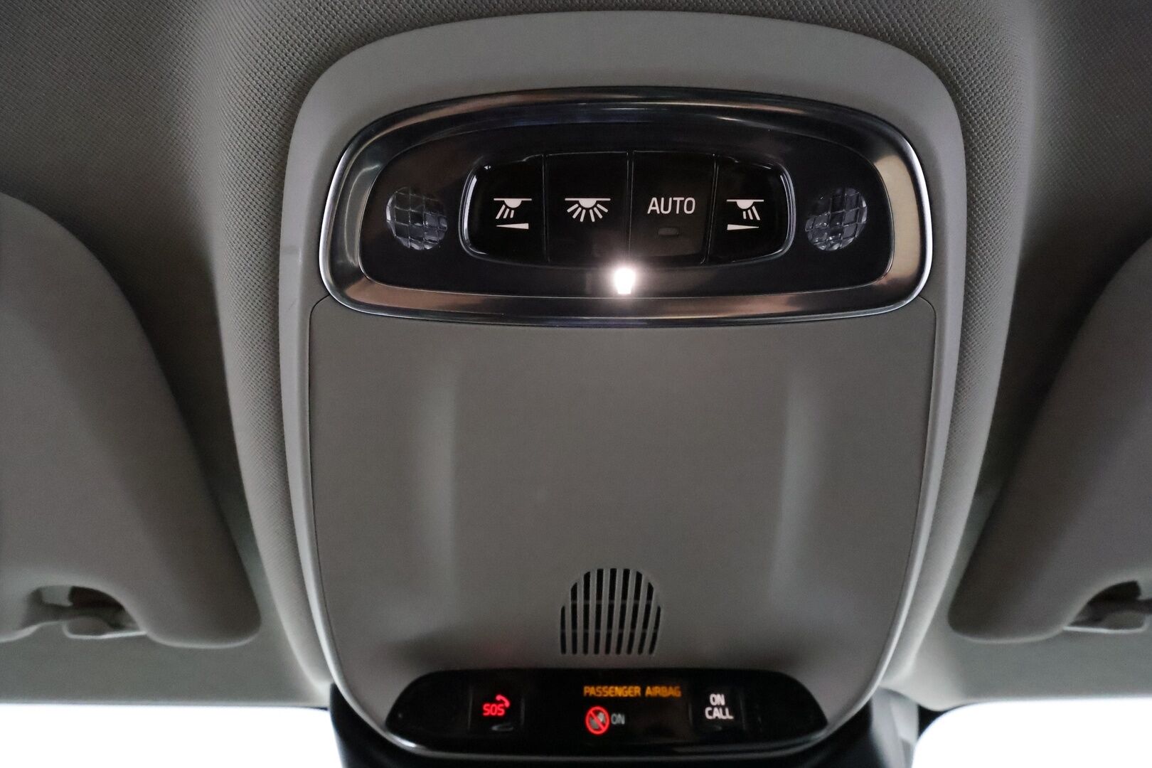 Volvo S60 2021 B4 MHEV Business aut **Muistipenkki / Webasto / Adapt.vakkari / P.kamera / KeylessGo / BLIS / Digimittaristo** - 1.om Suomi-auto / Kahdet renkaat aluvanteilla / Merkkihuollettu