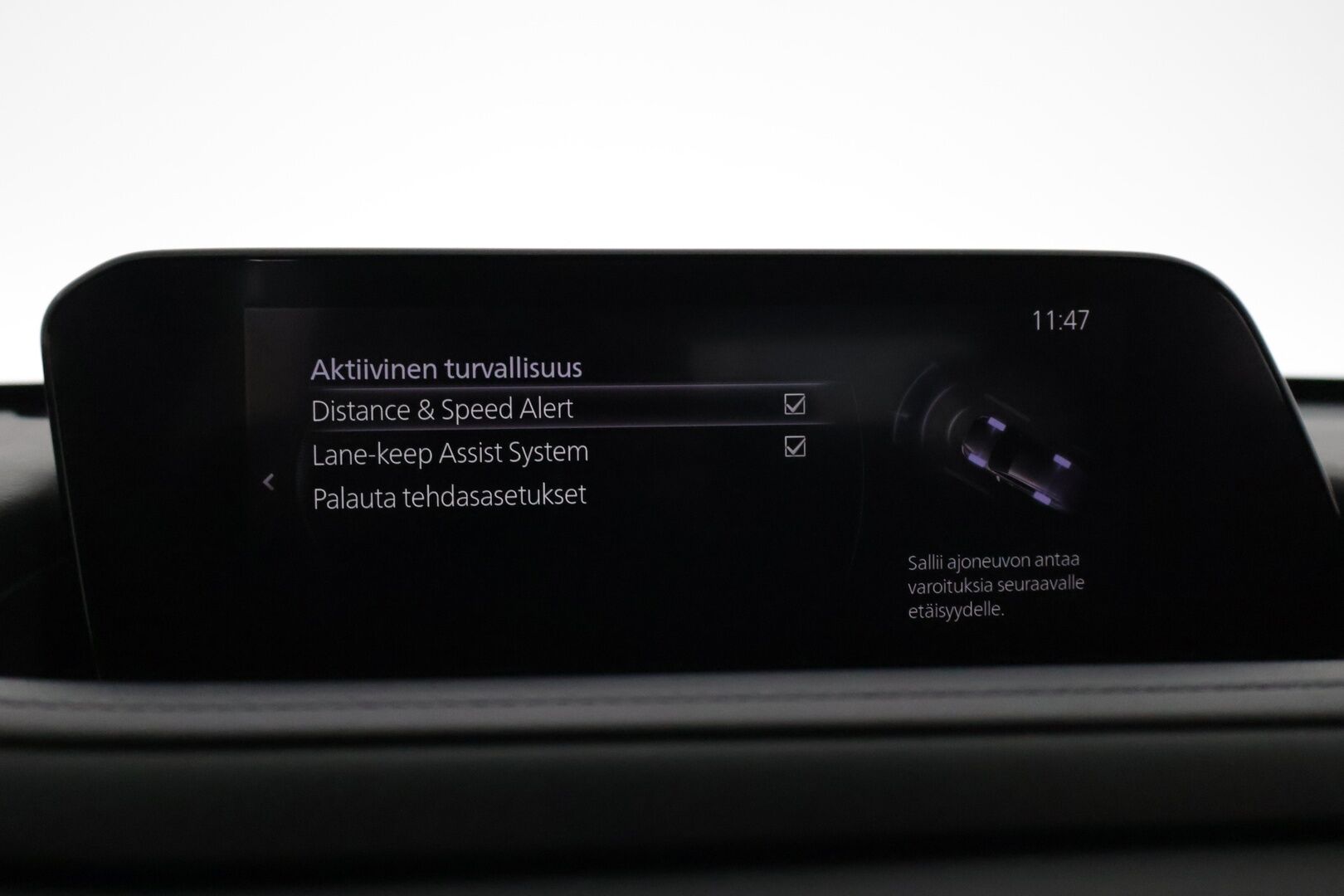 Mazda CX-30 2021 2,0 (150hv) M Hybrid Skyactiv-G Vision Plus AT * ACC / Lohko / LED / P.Kamera / Apple&Android * - Merkkihuollettu / Kahdet Renkaat / Suomi-auto