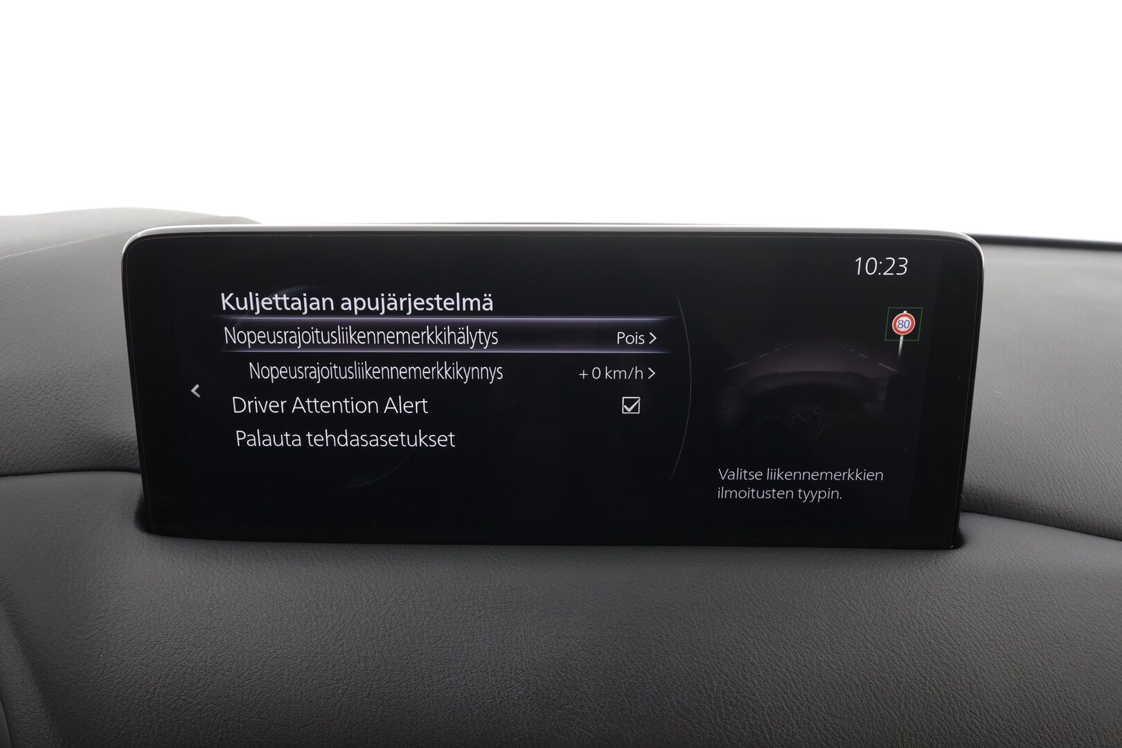 Mazda CX-5 2021 2,5 (194hv) Skyactiv-G AWD Luxury Business 6AT White * ACC / HUD / 360° / LED / Navi / Muistipenkki / KeylessGo * - Ilmastoidut nahat / Bose / Lohkolämmitin / Kahdet renkaat aluvanteilla - HULLUT JOULUT KORKOTARJOUS 2,49% 