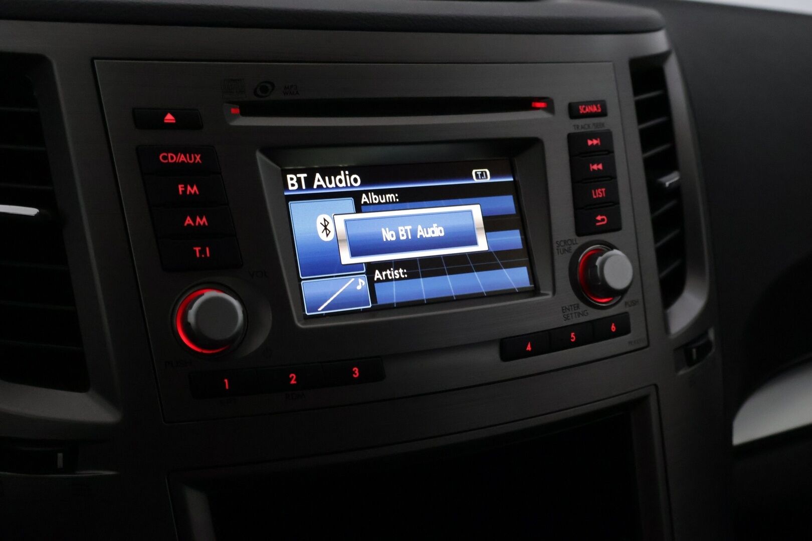 Subaru Legacy 2012 STW 2.0 i AWD *Juuri katsastettu / P-Kamera / Koukku / Xenon / Sähköpenkki* - Hyvin huollettu neliveto Legacy kaksilla Subarun alumiinivanteilla ja kaksilla hyväkuntoisilla renkailla! - HULLUT JOULUT KORKOTARJOUS 2,49% 