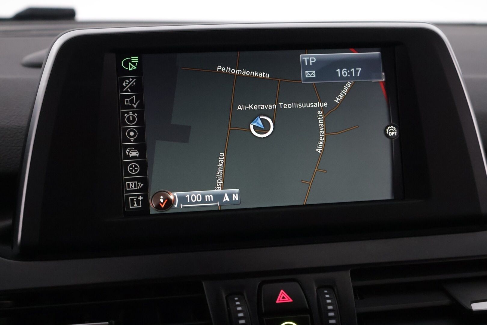 BMW 225 2017 XE iPerformance * Bi-Xenon / P-Kamera / Sähköluukku / Comfort access / Hifit * - Hyvin huollettu / Kummatkin renkaat ajokuntoiset / Katsastusta vuosi * - Osta nyt, maksa vasta ensi vuonna