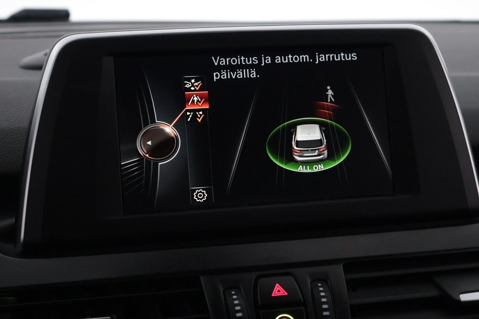 BMW 225 2017 XE iPerformance * Bi-Xenon / P-Kamera / Sähköluukku / Comfort access / Hifit * - Hyvin huollettu / Kummatkin renkaat ajokuntoiset / Katsastusta vuosi * - Osta nyt, maksa vasta ensi vuonna