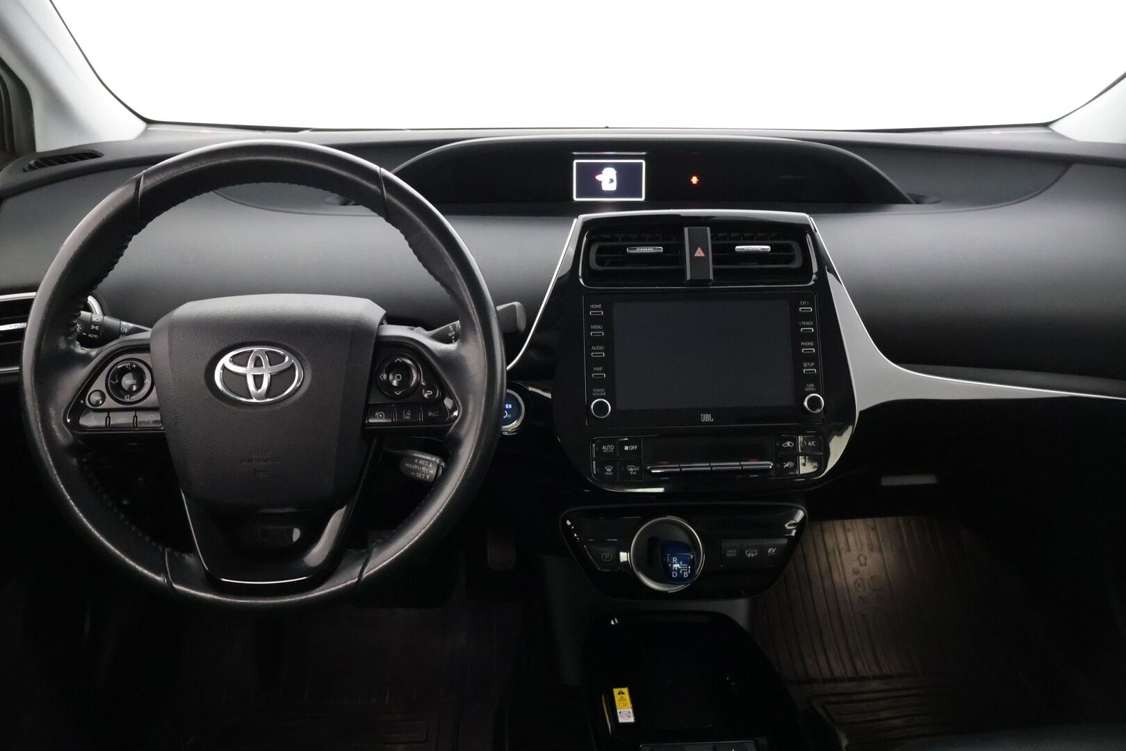 TOYOTA PRIUS PHEV 2019 PRIUS PHV Viistoperä Hud / 360 Kamera / Adap.vakkari / JBL / Nahkasisusta / P-tutkat - Todella siistinvärinen ja hyvin pidetty yksilö! 